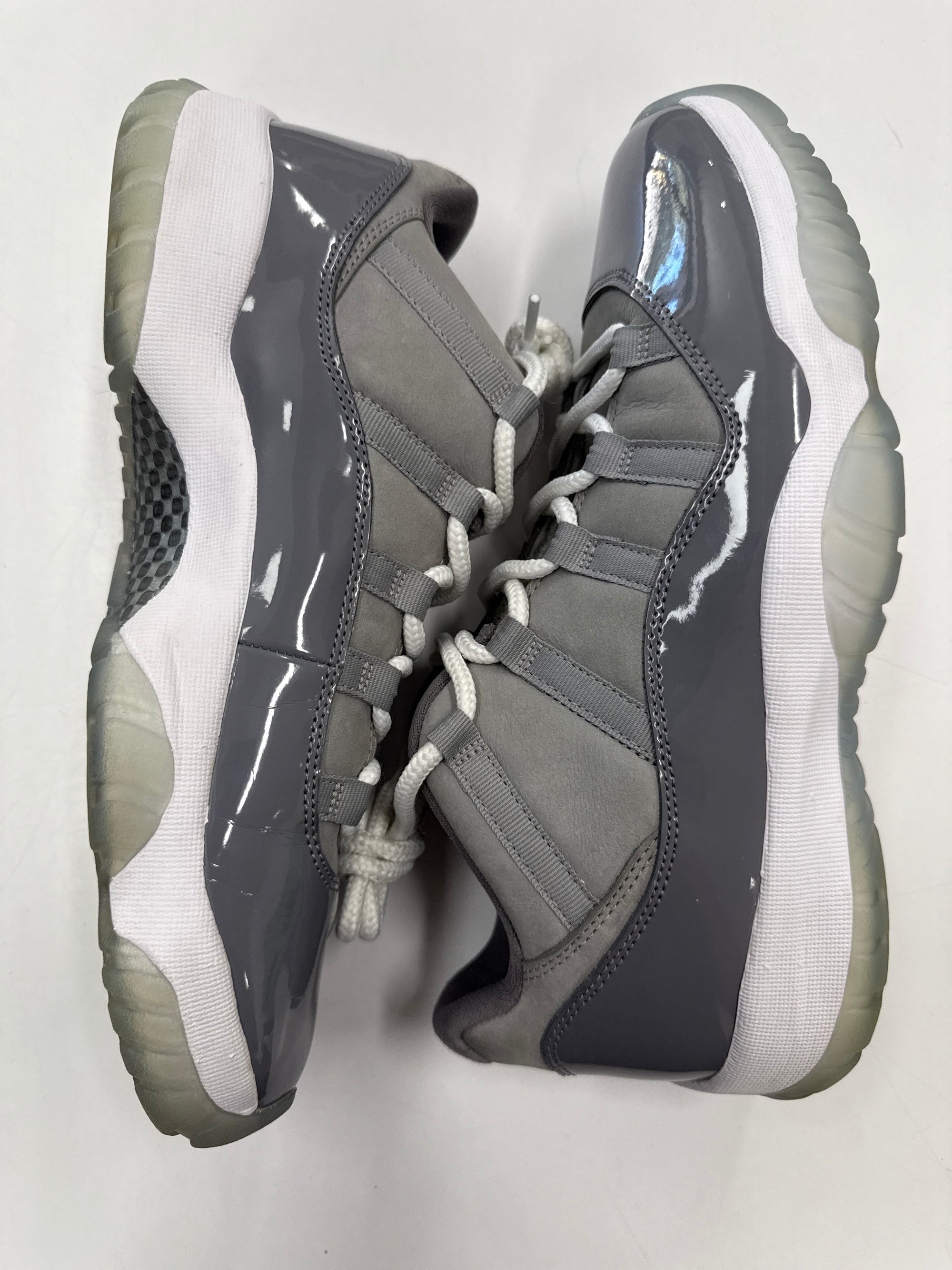 AIR JORDAN 11 LOW COOL GREY - SIZE 11 (WORN)