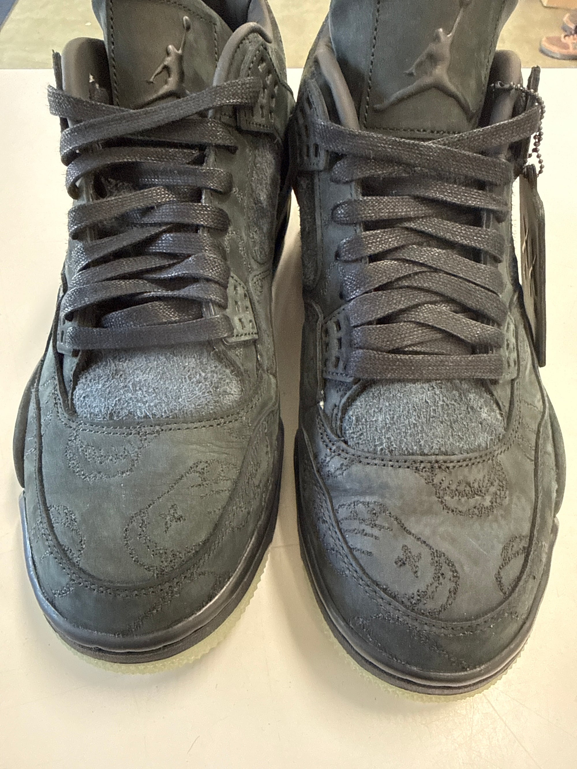 AIR JORDAN 4 KAWS BLACK - SIZE 10.5 (WORN) - SUPER CLEAN