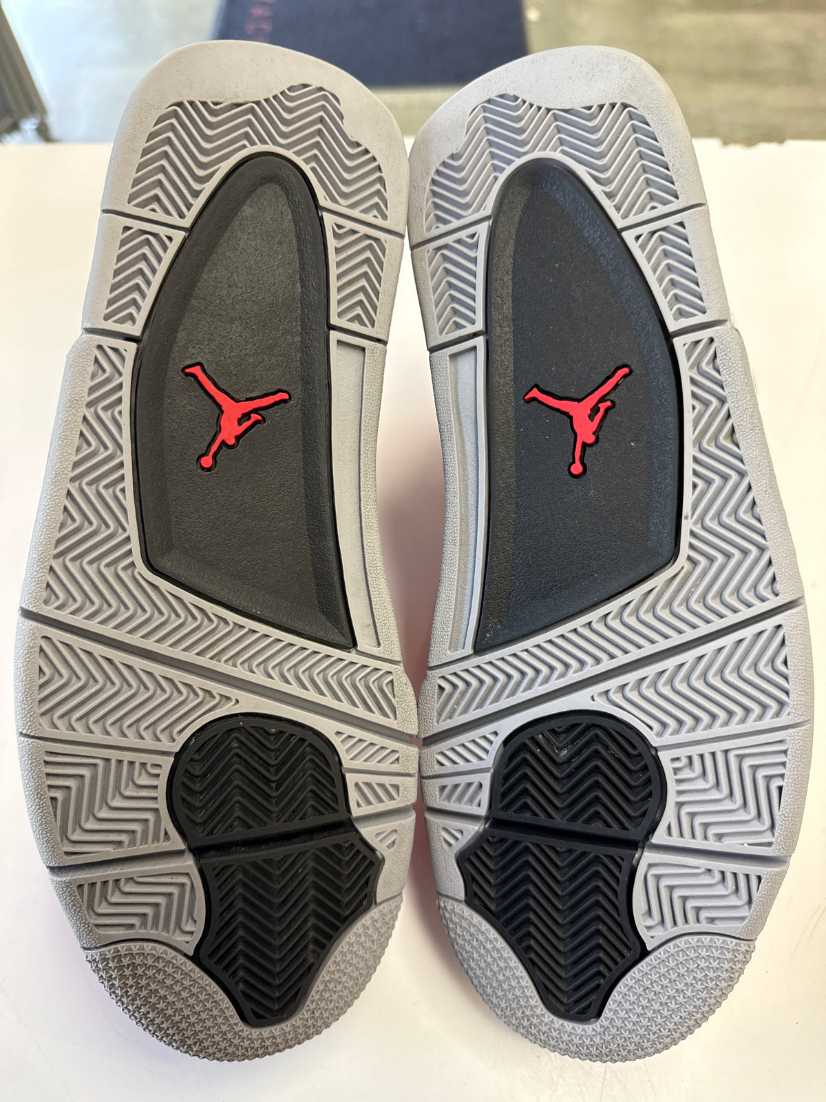 AIR JRODAN 4 TORO BRAVO 2026 - SIZE 10.5 (WORN) - SUPER CLEAN