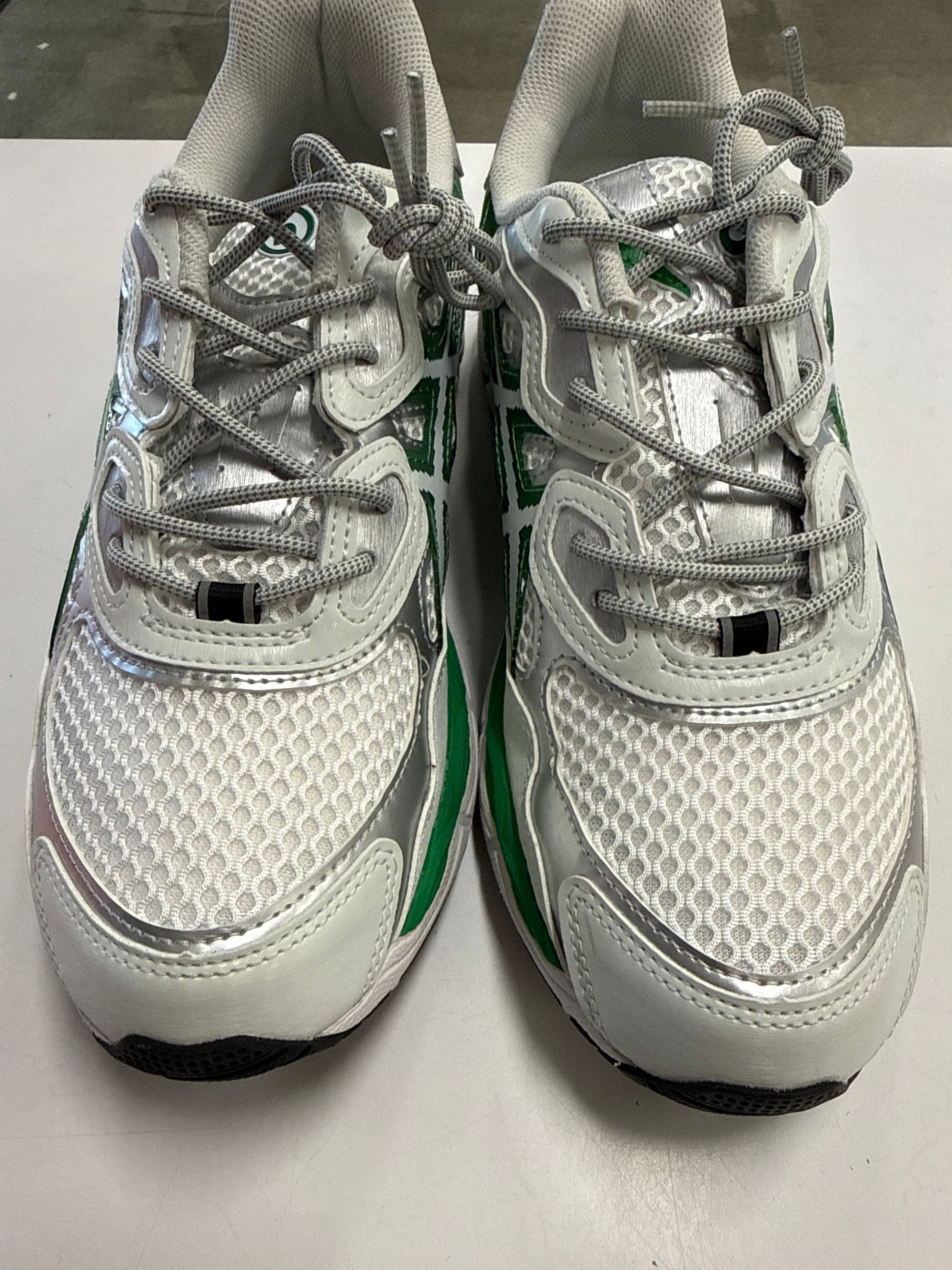 ASICS GEL NYC HIDDEN NY - SIZE 10.5 (WORN)
