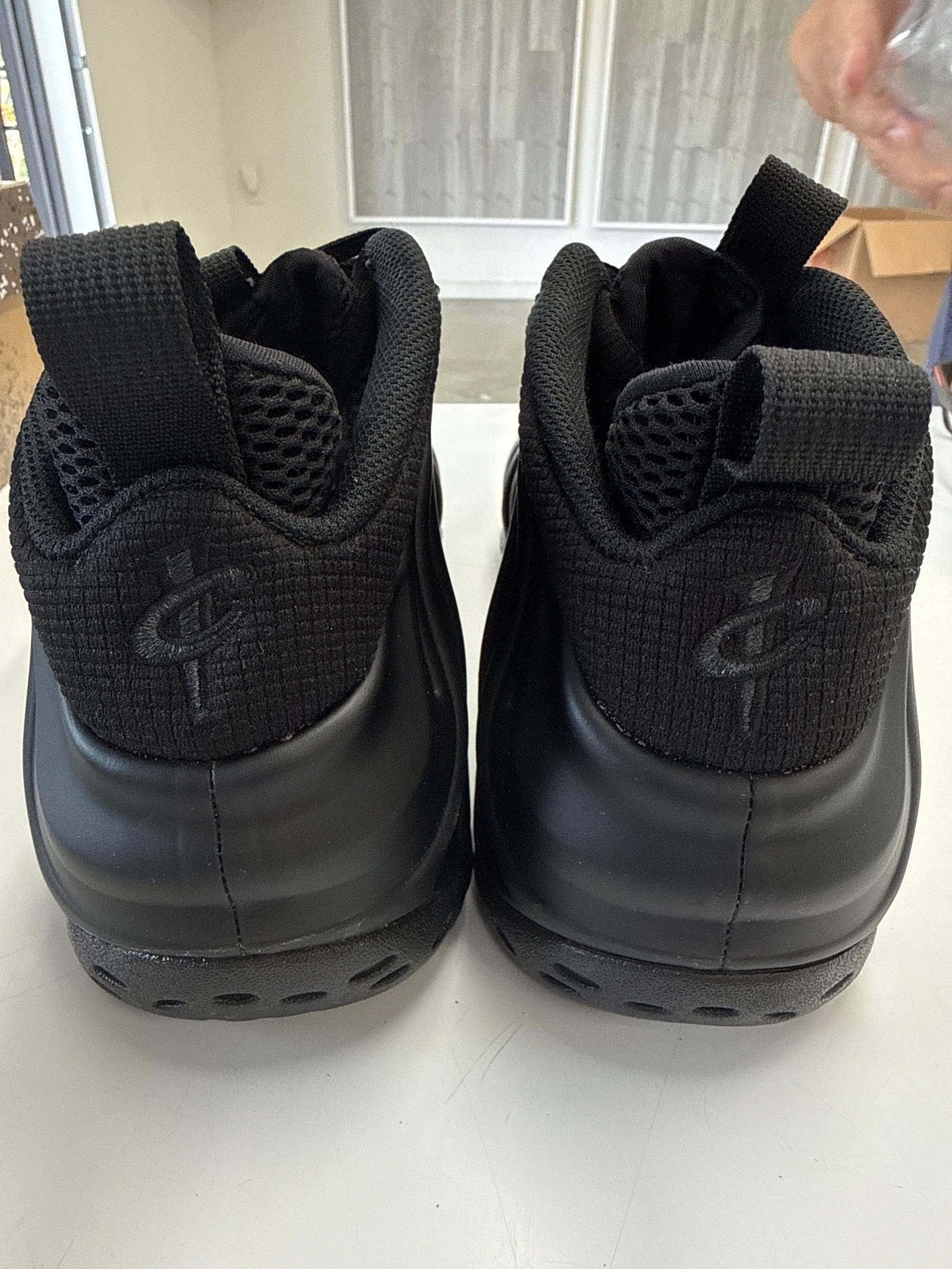 AIR FOAMPOSITE ONE ANTHRACITE 2023 - SIZE 10.5 (WORN)