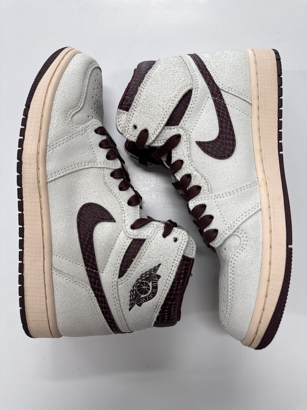 AIR JORDAN 1 OG A MA MANIERE - SIZE 8.5 (WORN)