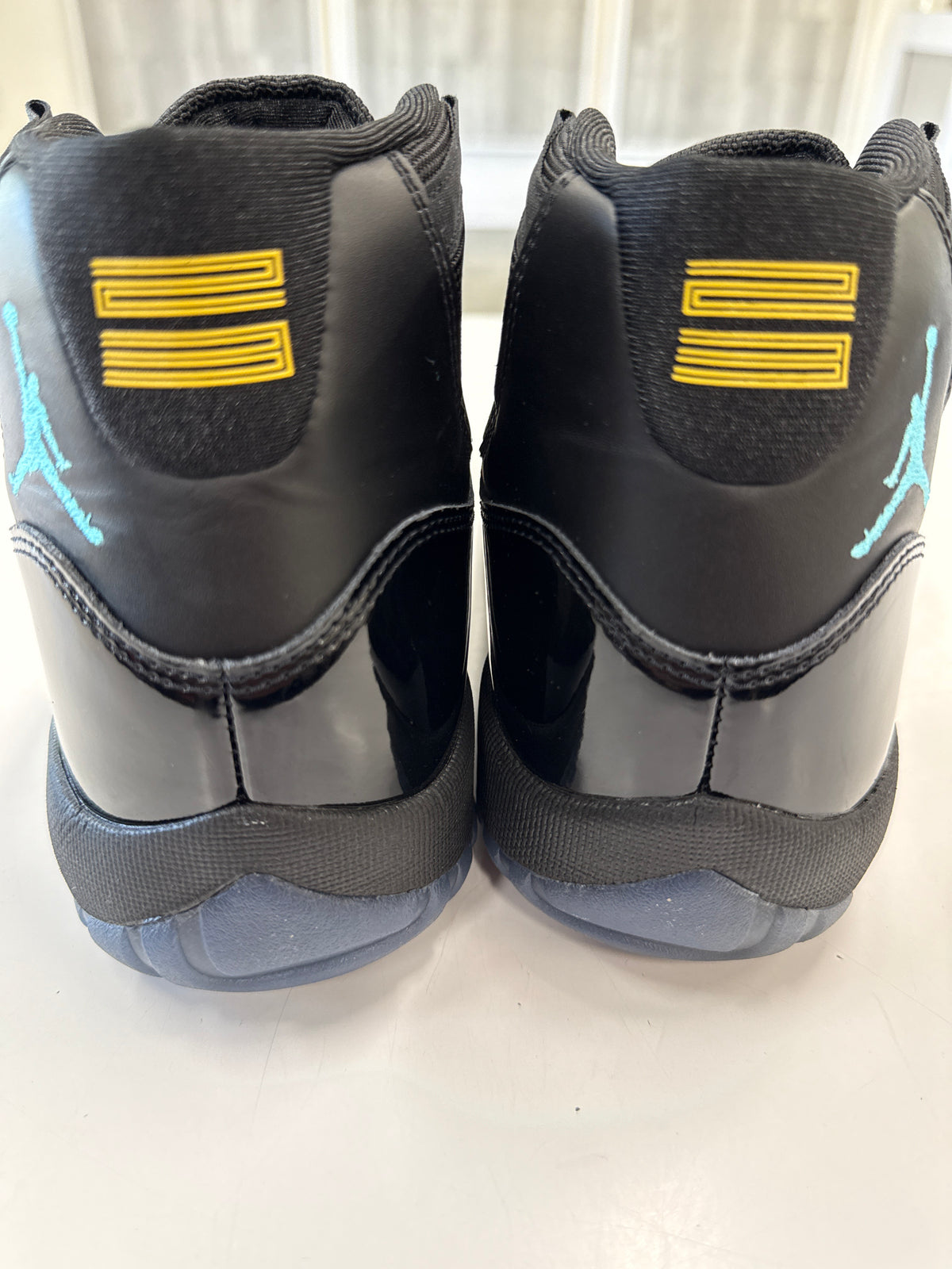 AIR JORDAN 11 GAMMA 2025 - SIZE 8.5 (WORN) - SUPER CLEAN