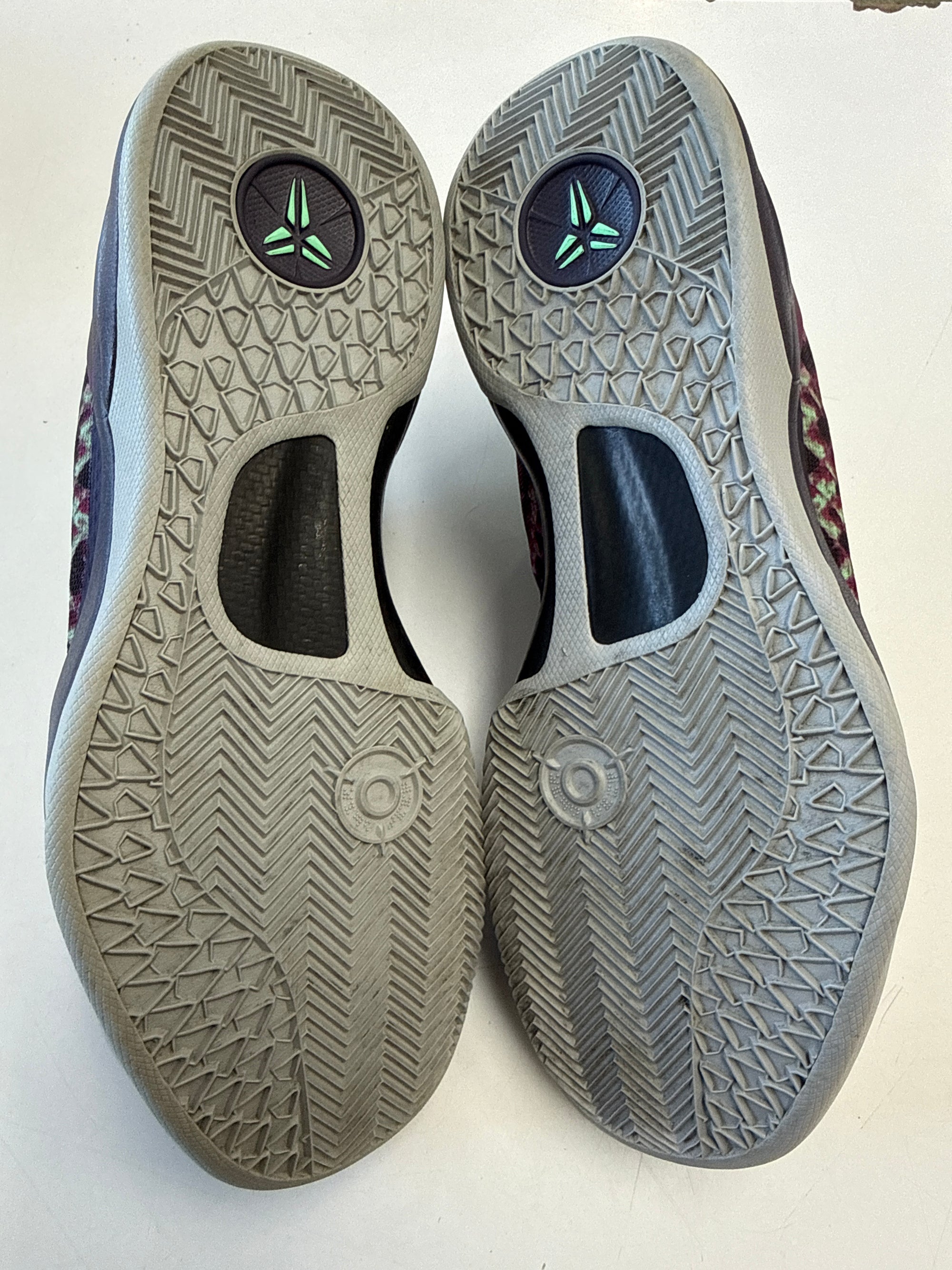 KOBE 8 SYSTEM PIT VIPER - SIZE 9 (WORN)