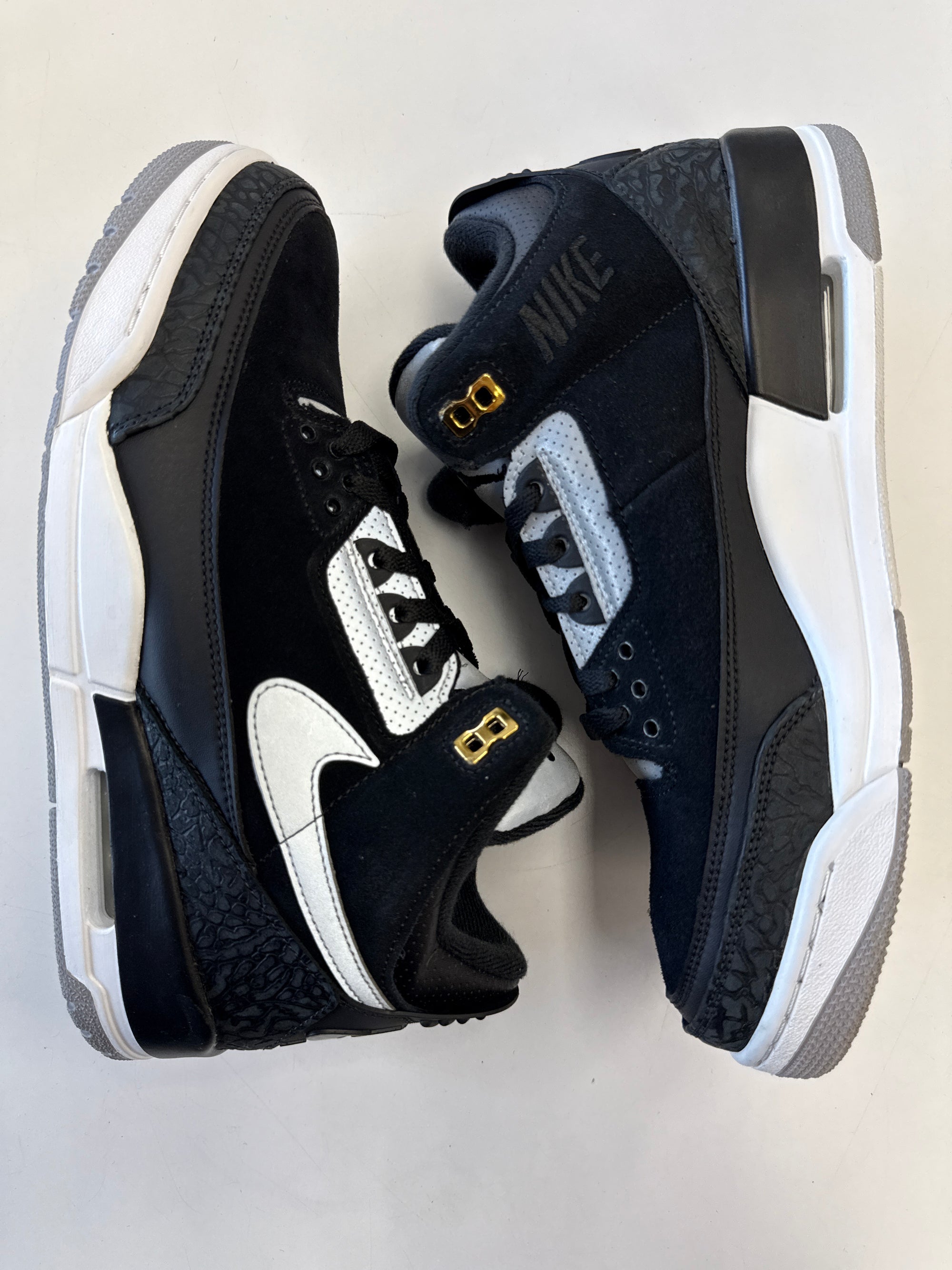 AIR JORDAN 3 TINKER BLACK - SIZE 9.5 (WORN)