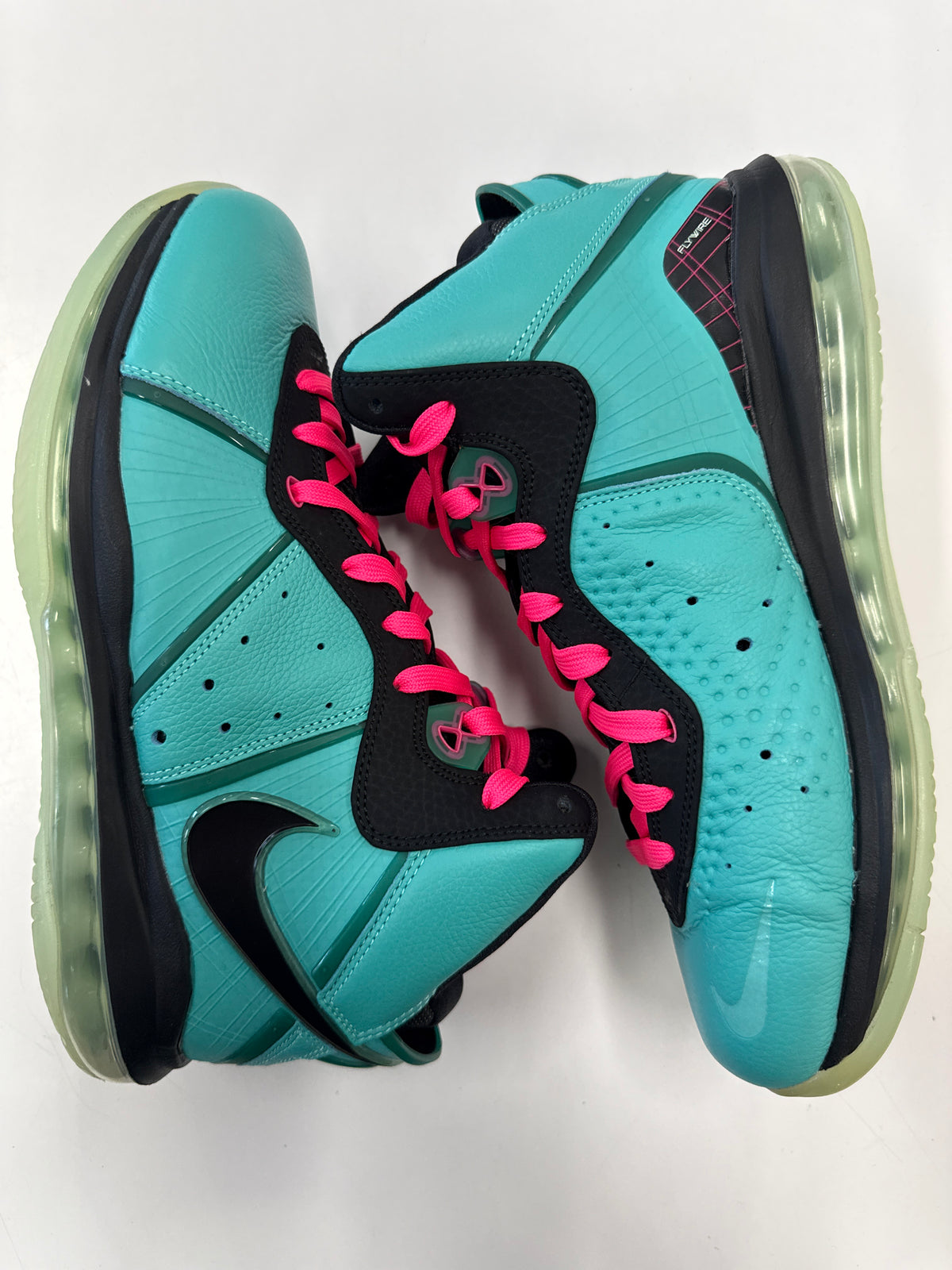 LEBRON 8 SOUTH BEACH 2021 - SIZE 10 (WORN)
