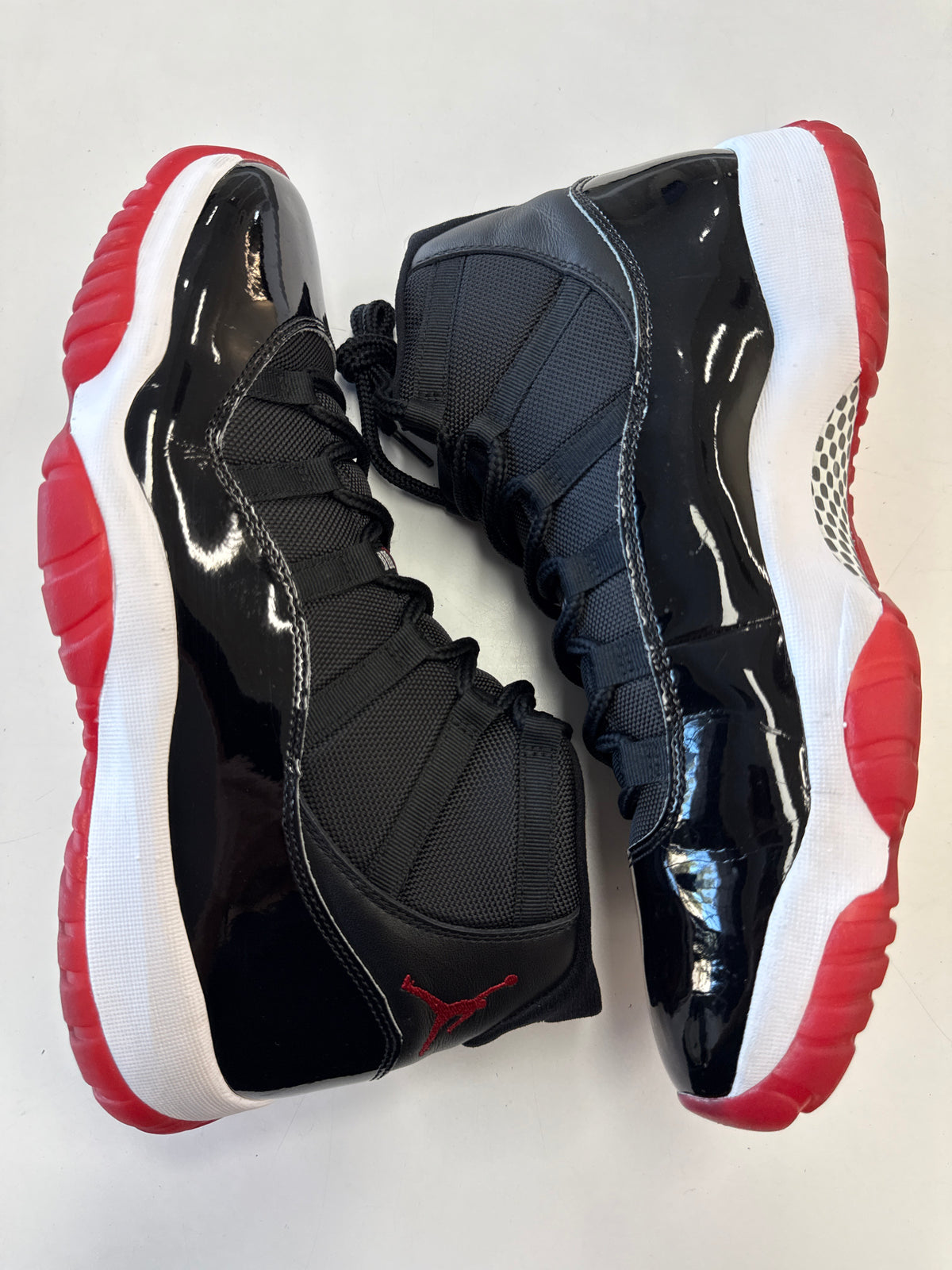 AIR JORDAN 11 BRED 2019 - SIZE 13 (WORN)