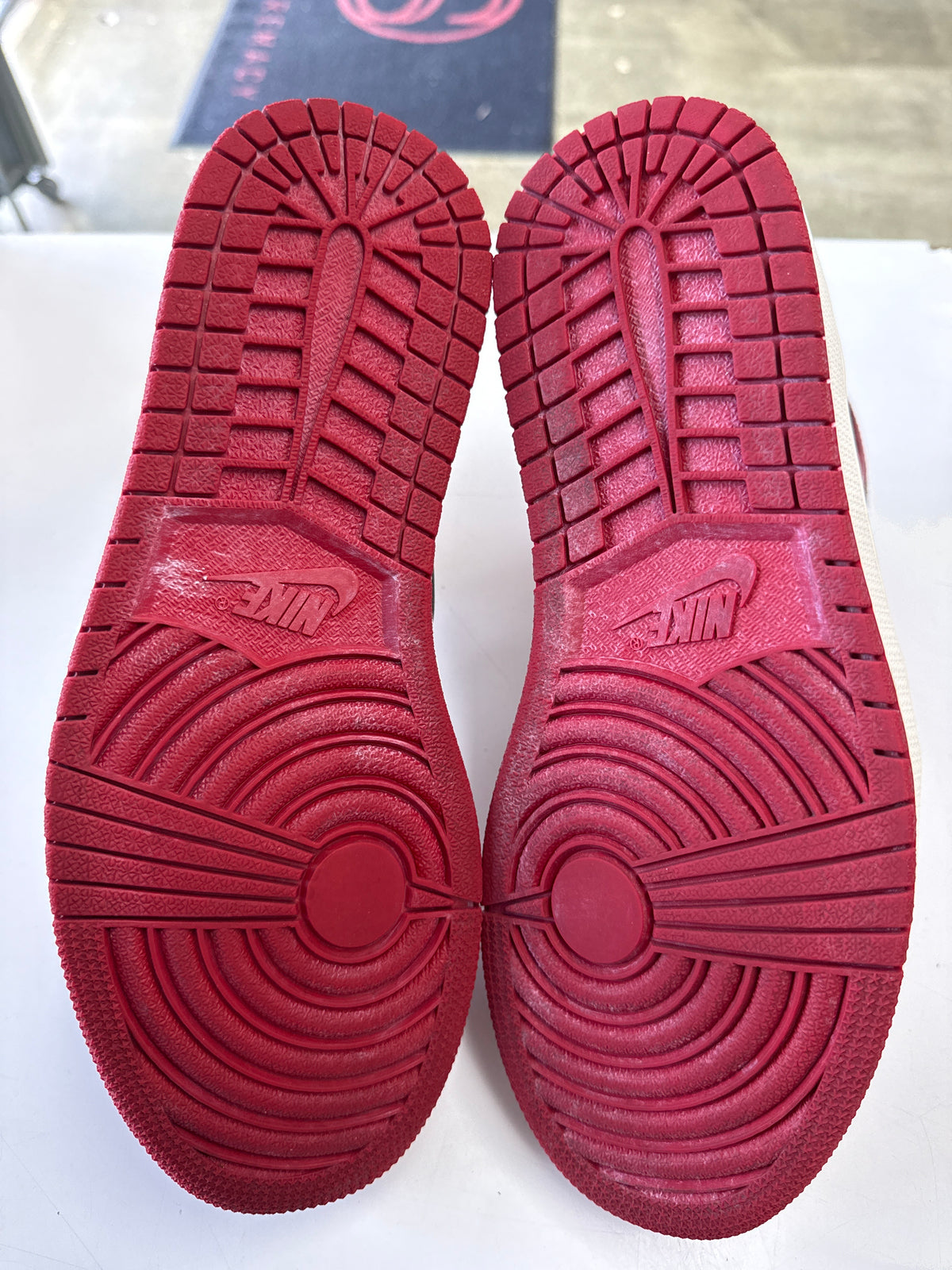 AIR JORDAN 1 HIGH LOST AND FOUND - SIZE 9.5 (WORN)