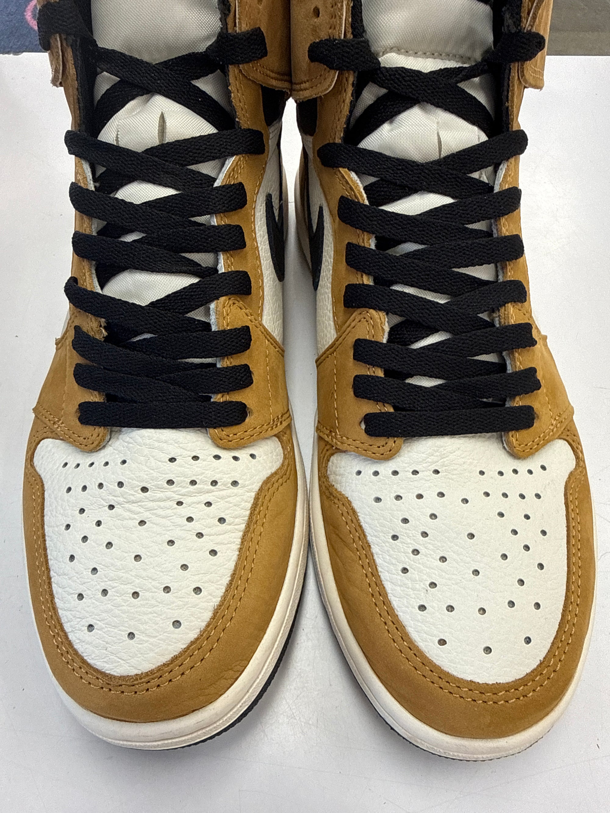 AIR JORDAN 1 HIGH ROOKIE OF THE YEAR - SIZE 10.5 (WORN)