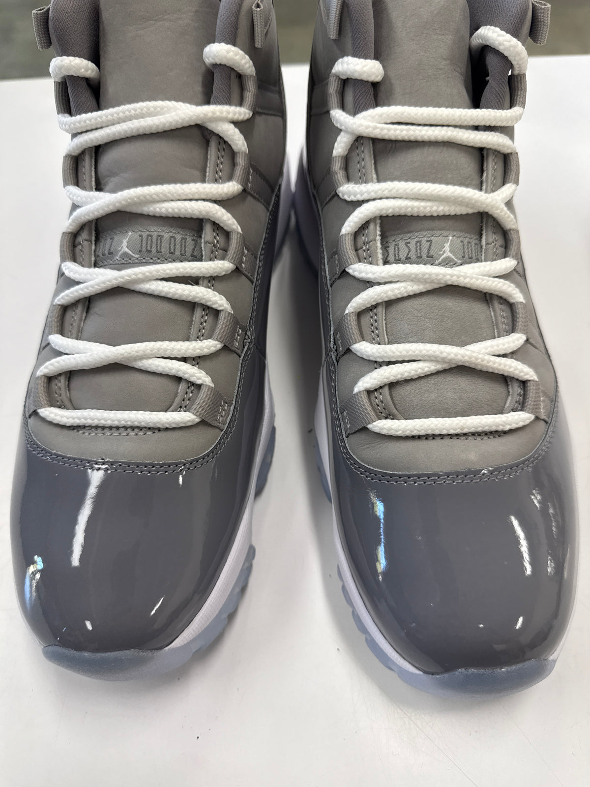 AIR JORDAN 11 COOL GREY 2021 - SIZE 12 (WORN)