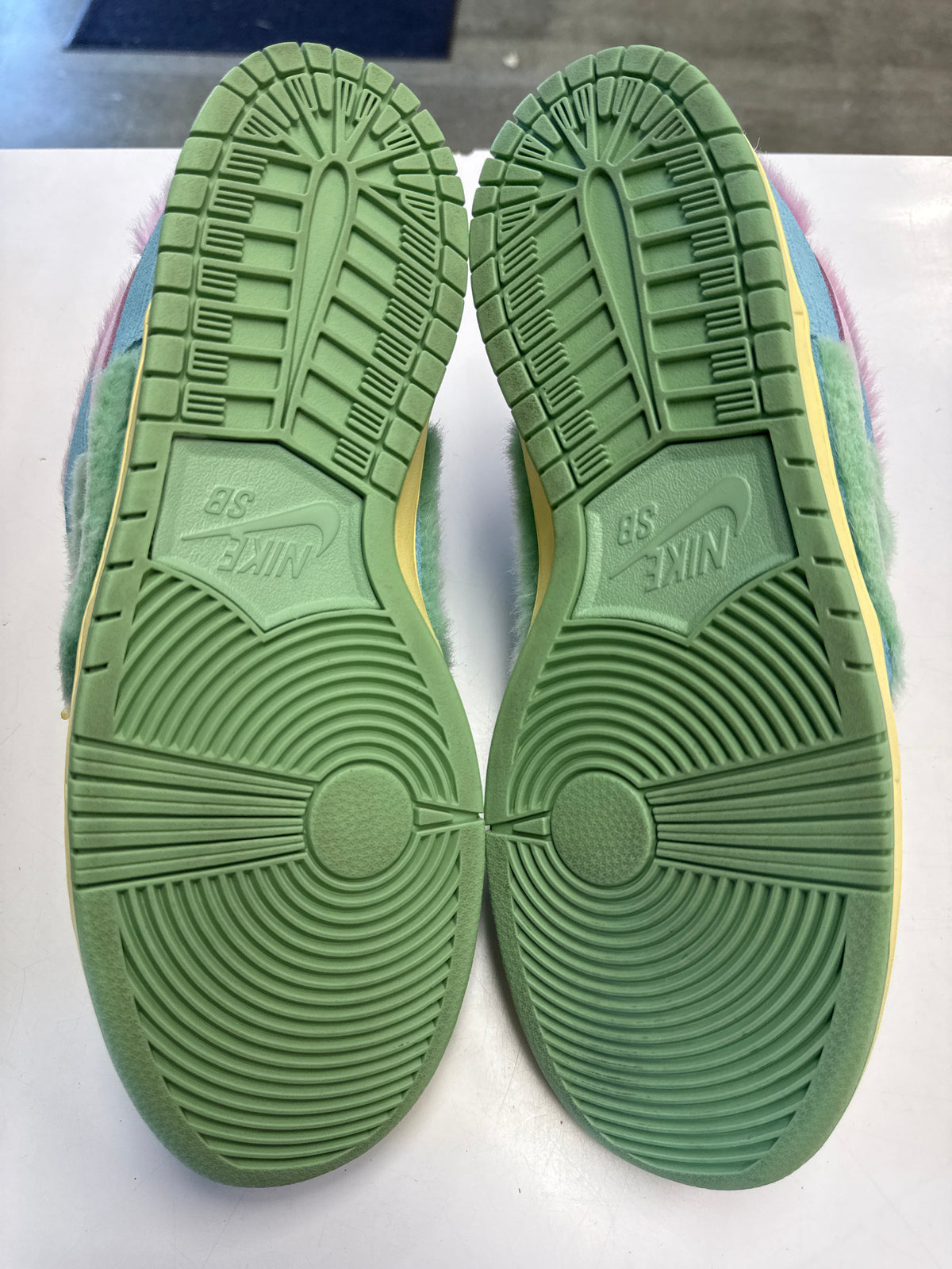 SB DUNK LOW PRO QS VERDY VISTA - SIZE 11.5 (WORN)