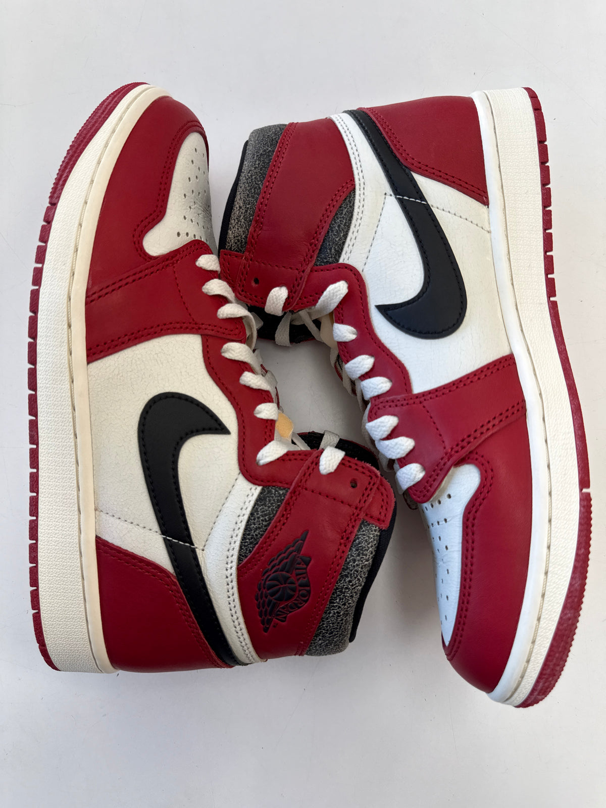 AIR JORDAN 1 HIGH LOST AND FOUND - SIZE 9 (WORN)