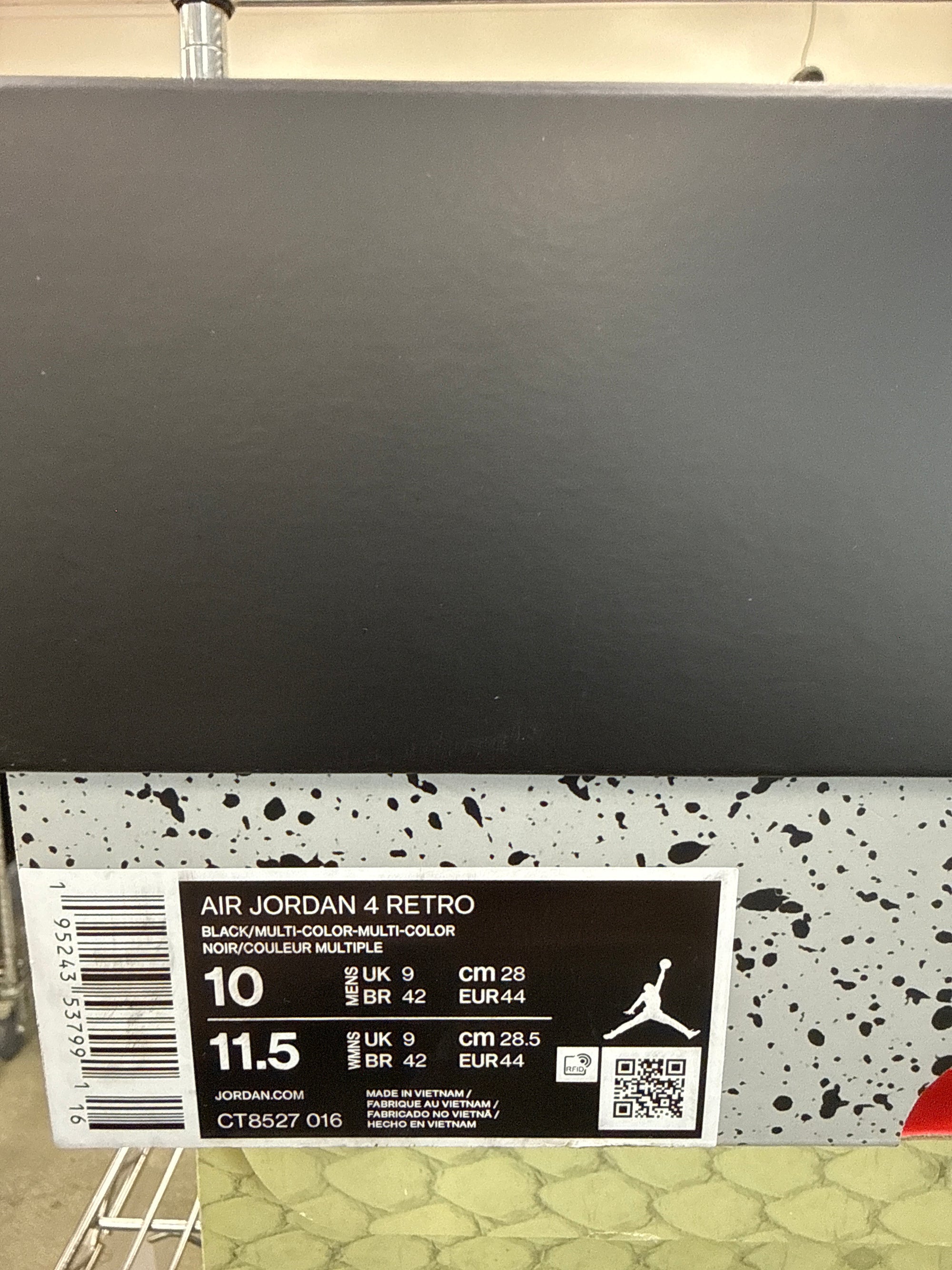 AIR JORDAN 4 RED THUNDER - SIZE 10 (WORN) - SUPER CLEAN