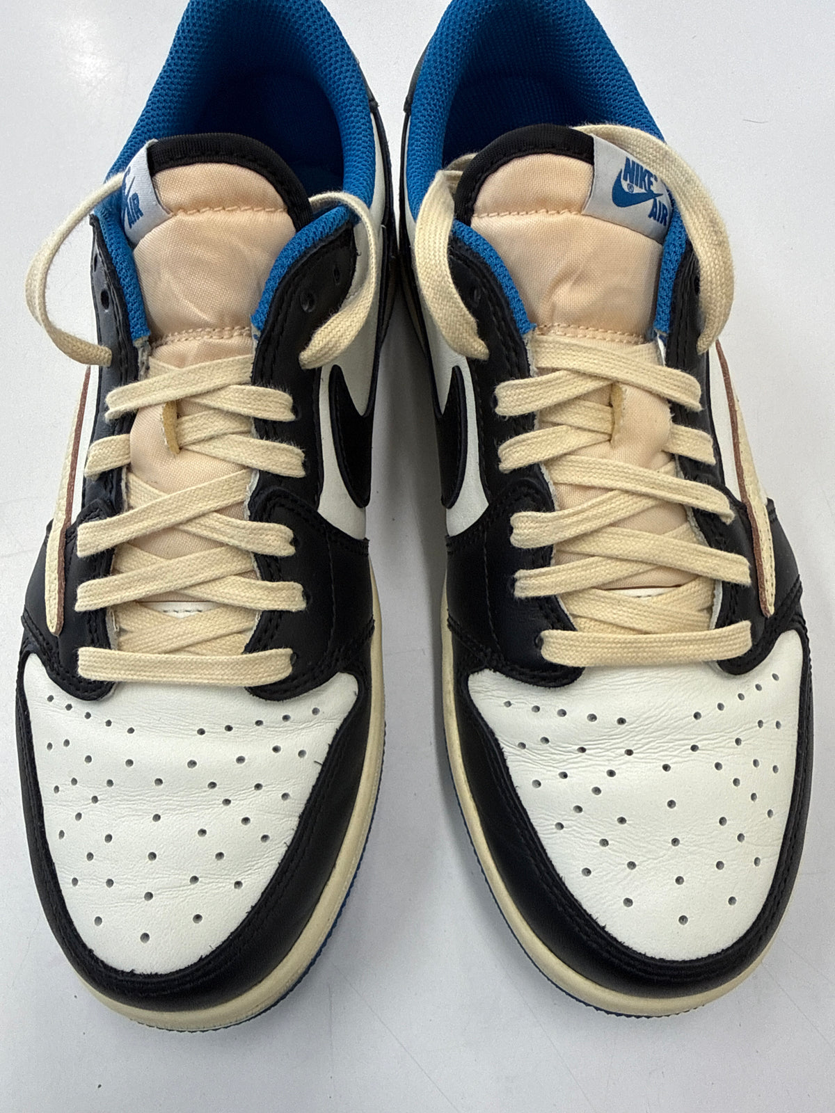 AIR JORDAN 1 LOW TRAVIS SCOTT FRAGMENT - SIZE 8 (WORN)