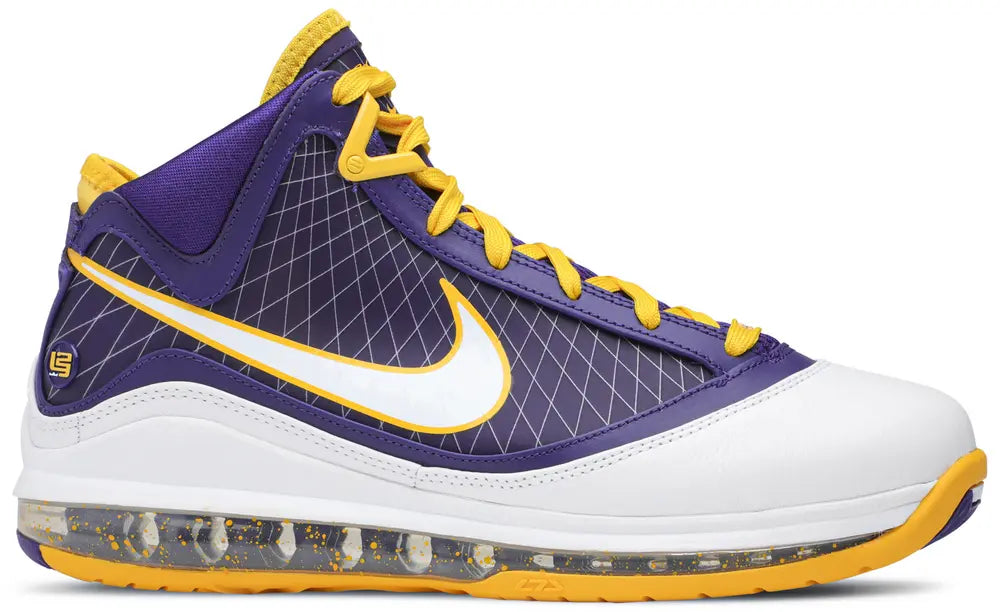 LEBRON 7 MEDIA DAY - SIZE 12 (BRAND NEW) - NO BOX
