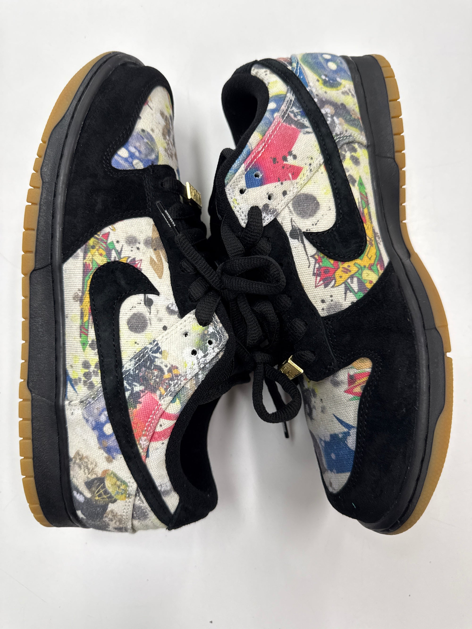 SB DUNK LOW SUPREME RAMMELLZEE - SIZE 11 (WORN)