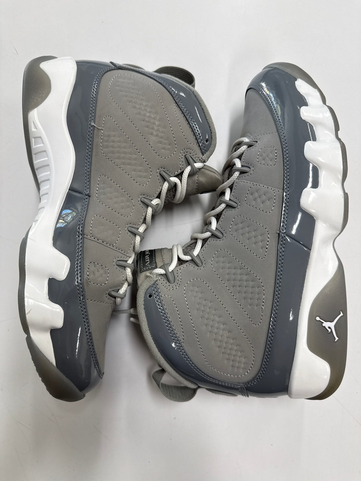 AIR JORDAN 9 COOL GREY 2025 - SIZE 8.5 (WORN)