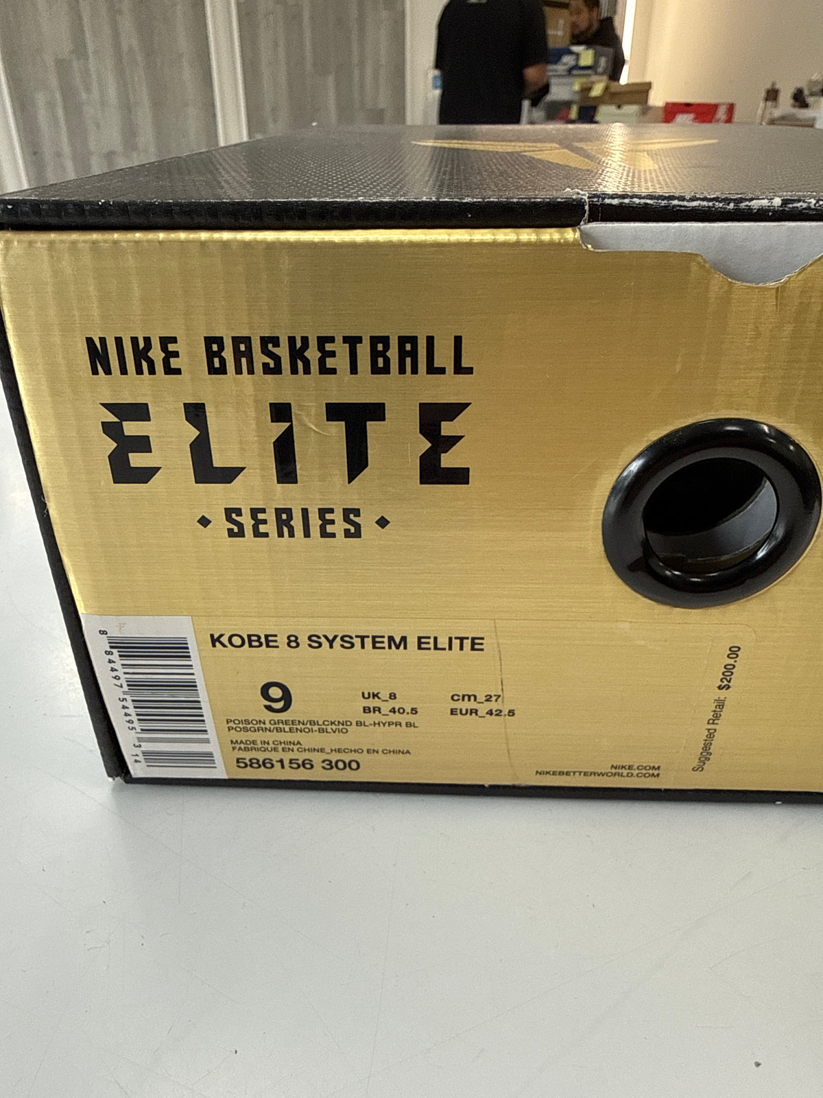 KOBE 8 ELITE SUPERHERO - SIZE 9 (WORN)