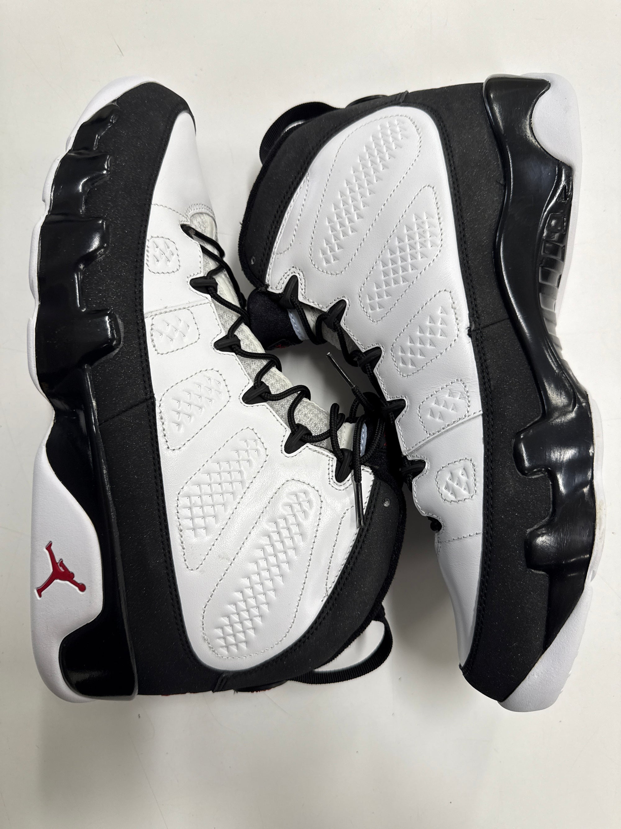 AIR JORDAN 9 WHITE RED BLACK 2010 - SIZE 11.5 (WORN) - SUPER CLEAN