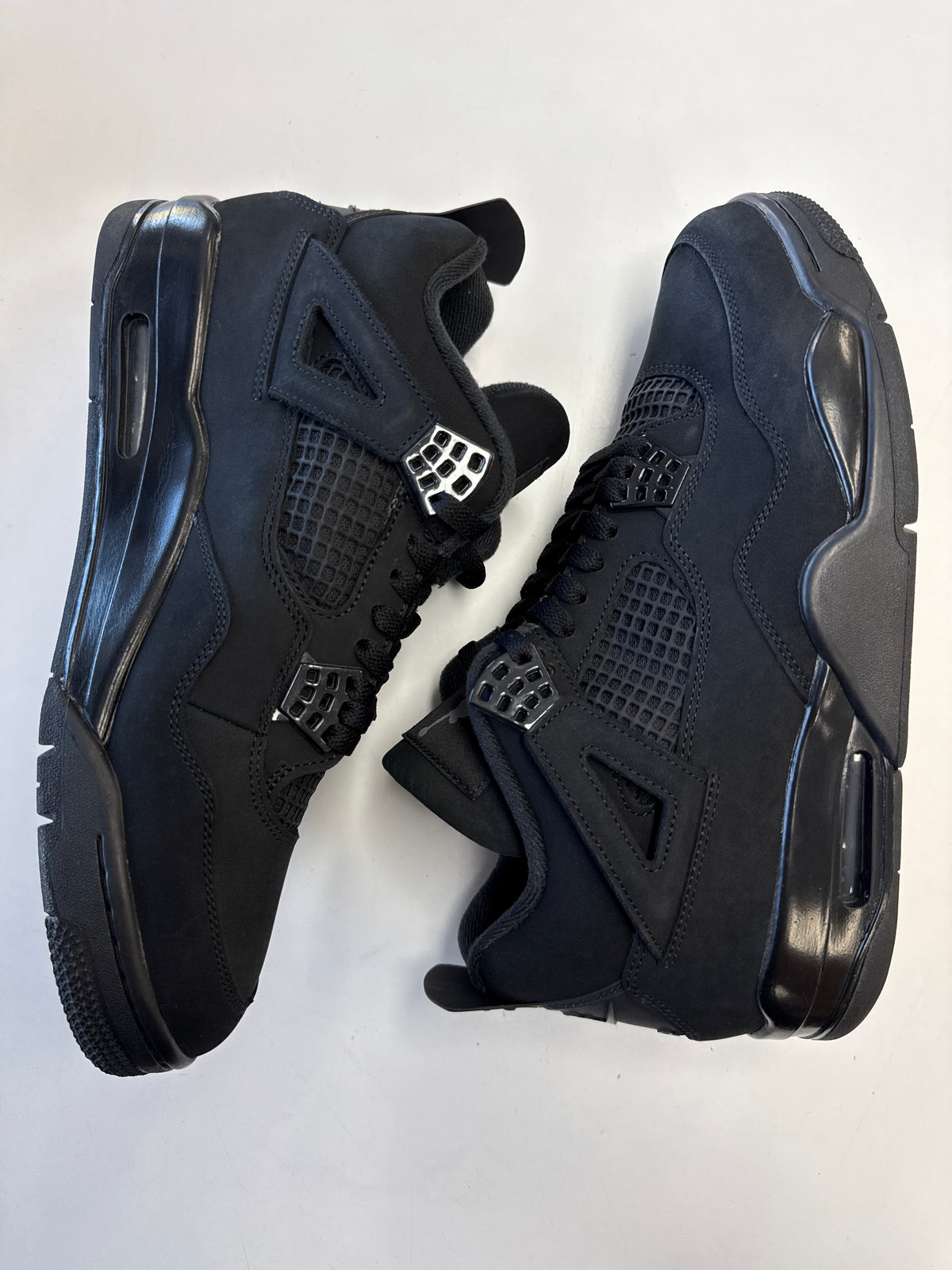 AIR JORDAN 4 BLACK CAT 2025 - SIZE 11 (WORN) - SUPER CLEAN