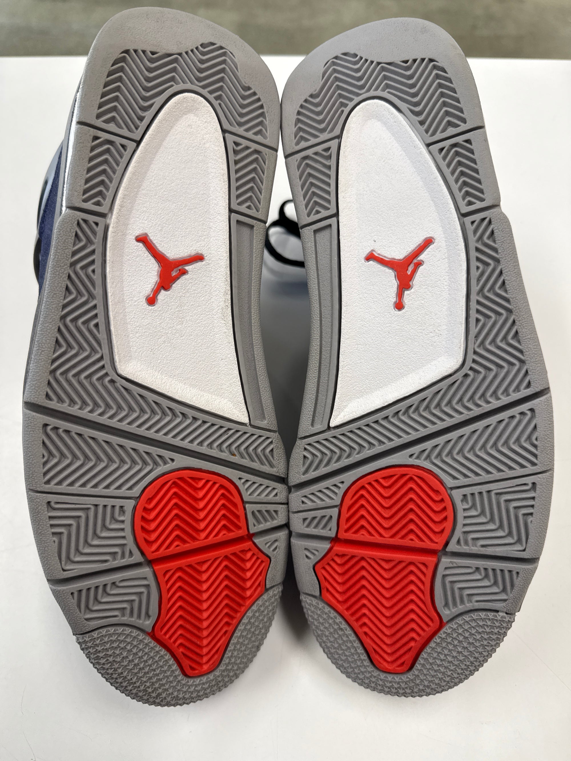 AIR JORDAN 4 WINTERIZED - SIZE 10 (WORN)