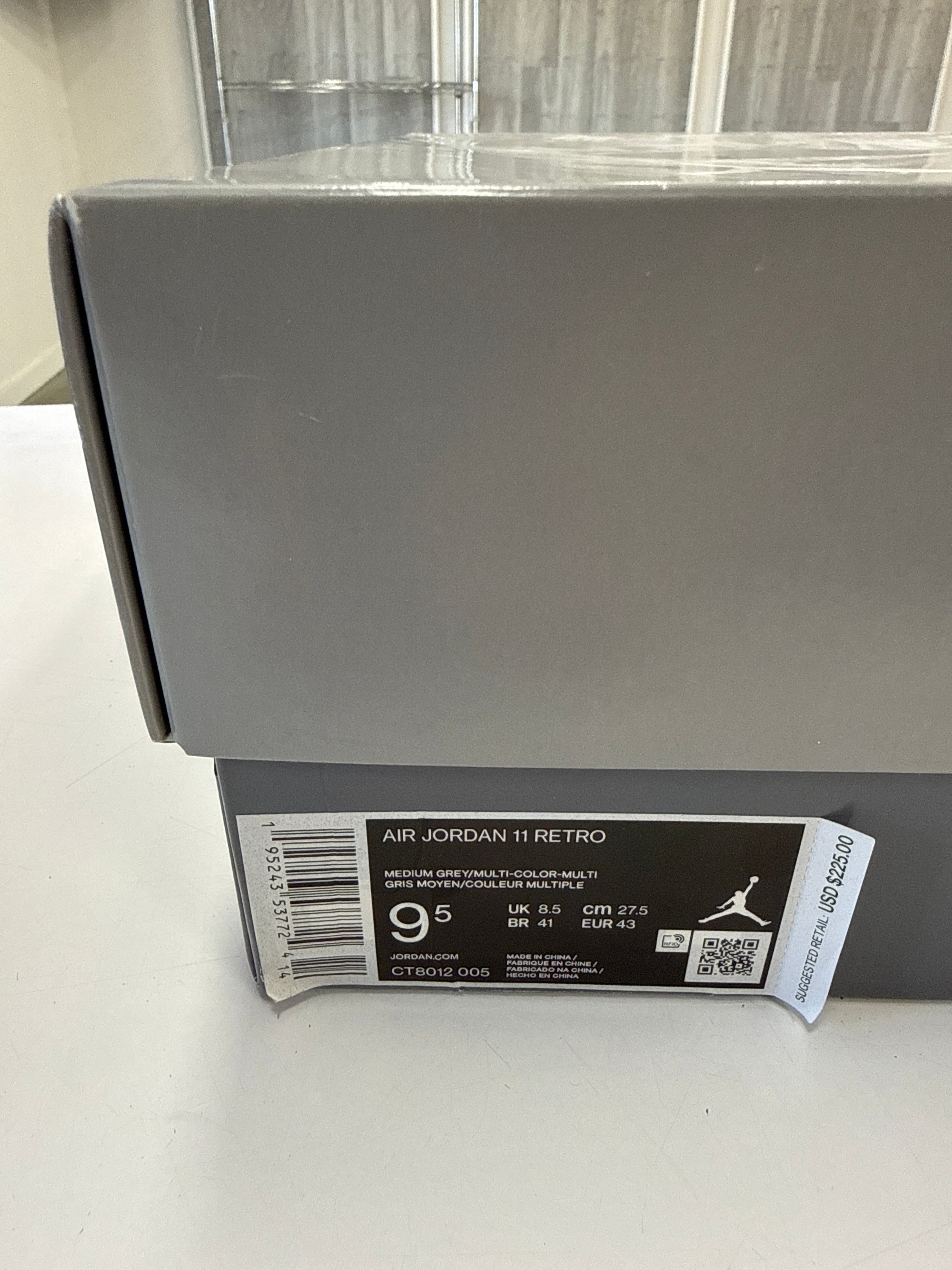AIR JORDAN 11 COOL GREY - SIZE 9.5 (WORN)