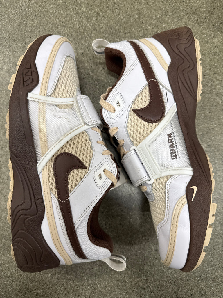 ZOOM FIELD JAXX LT CHOCOLATE - SIZE 10 (WORN) – Sole Supremacy