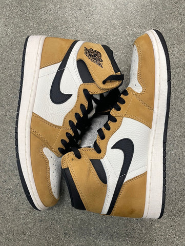 AIR JORDAN 1 ROOKIE OF THE YEAR SIZE 9.5 (WORN - REPLACEMENT BOX)