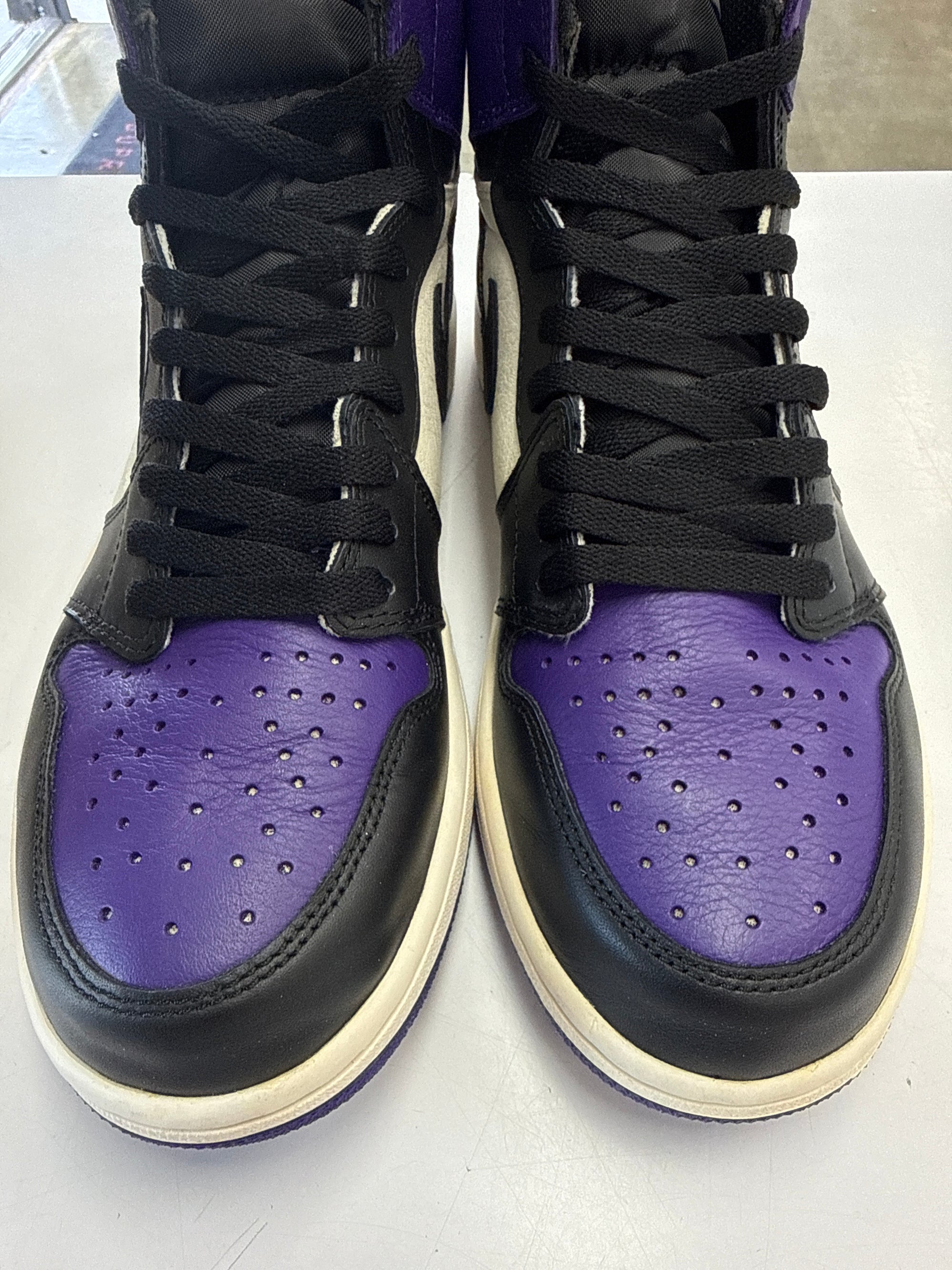 AIR JORDAN 1 HIGH COURT PURPLE - SIZE 10.5 (WORN) - SUPER CLEAN