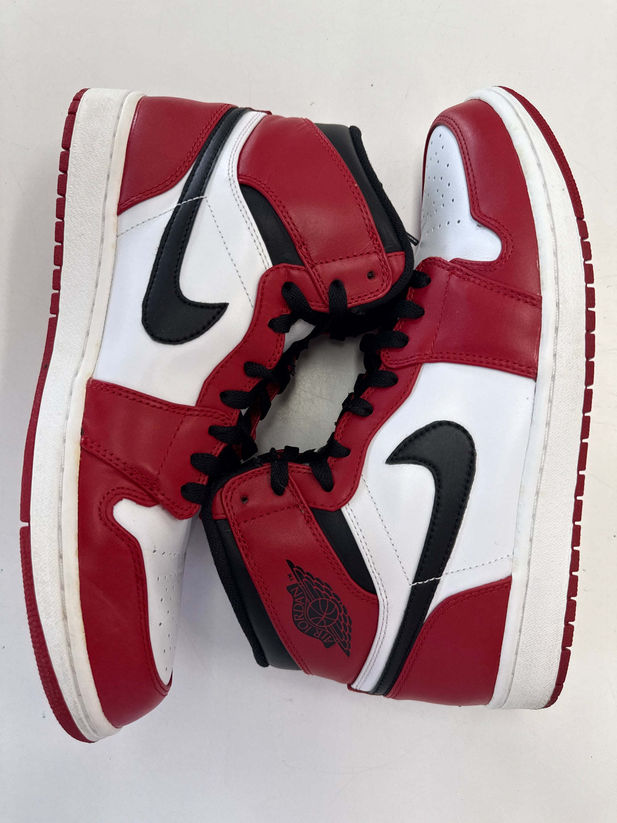 AIR JORDAN 1 HIGH 2013 CHICAG0 - SIZE 10.5 (WORN) - SUPER CLEAN