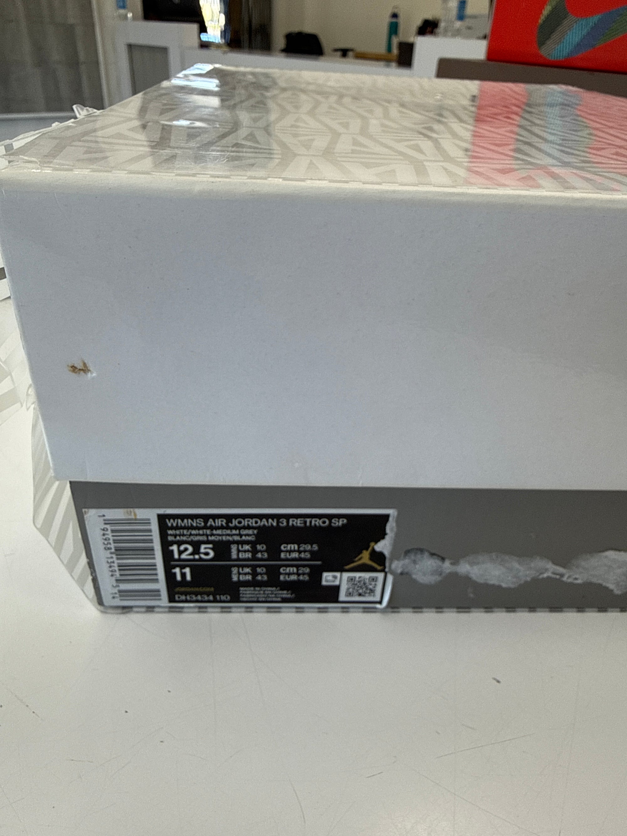 WMNS AIR JORDAN 3 A MA 3 WHITE - SIZE W12.5 M11 (WORN)