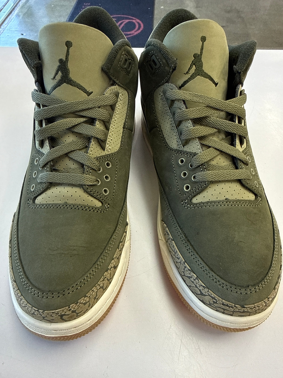 AIR JORDAN 3 FAMILY AFFAIR - SIZE 10 (WORN)