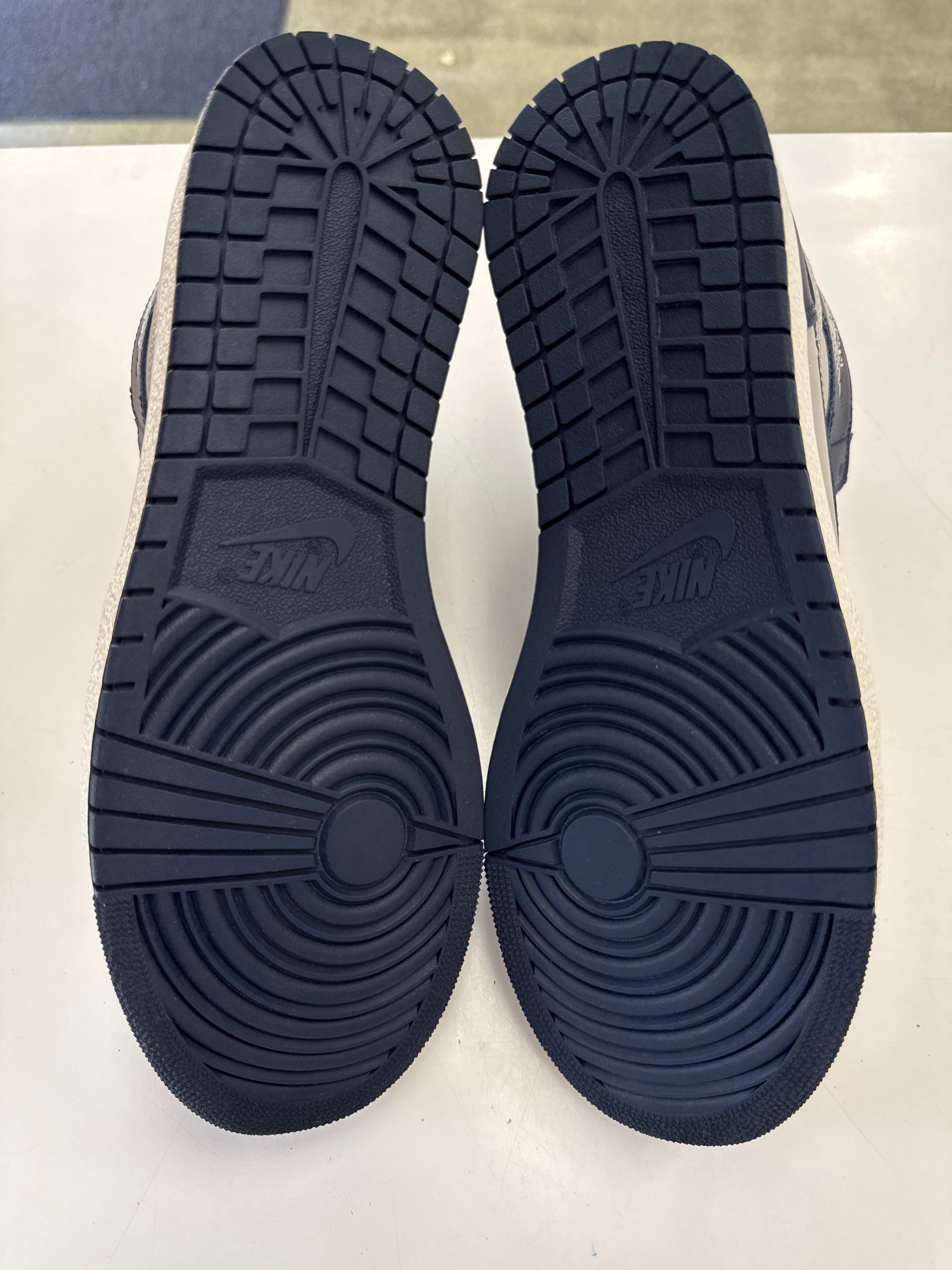 AIR JORDAN 1 HIGH '85 GEORGETOWN - SIZE 12 (WORN)