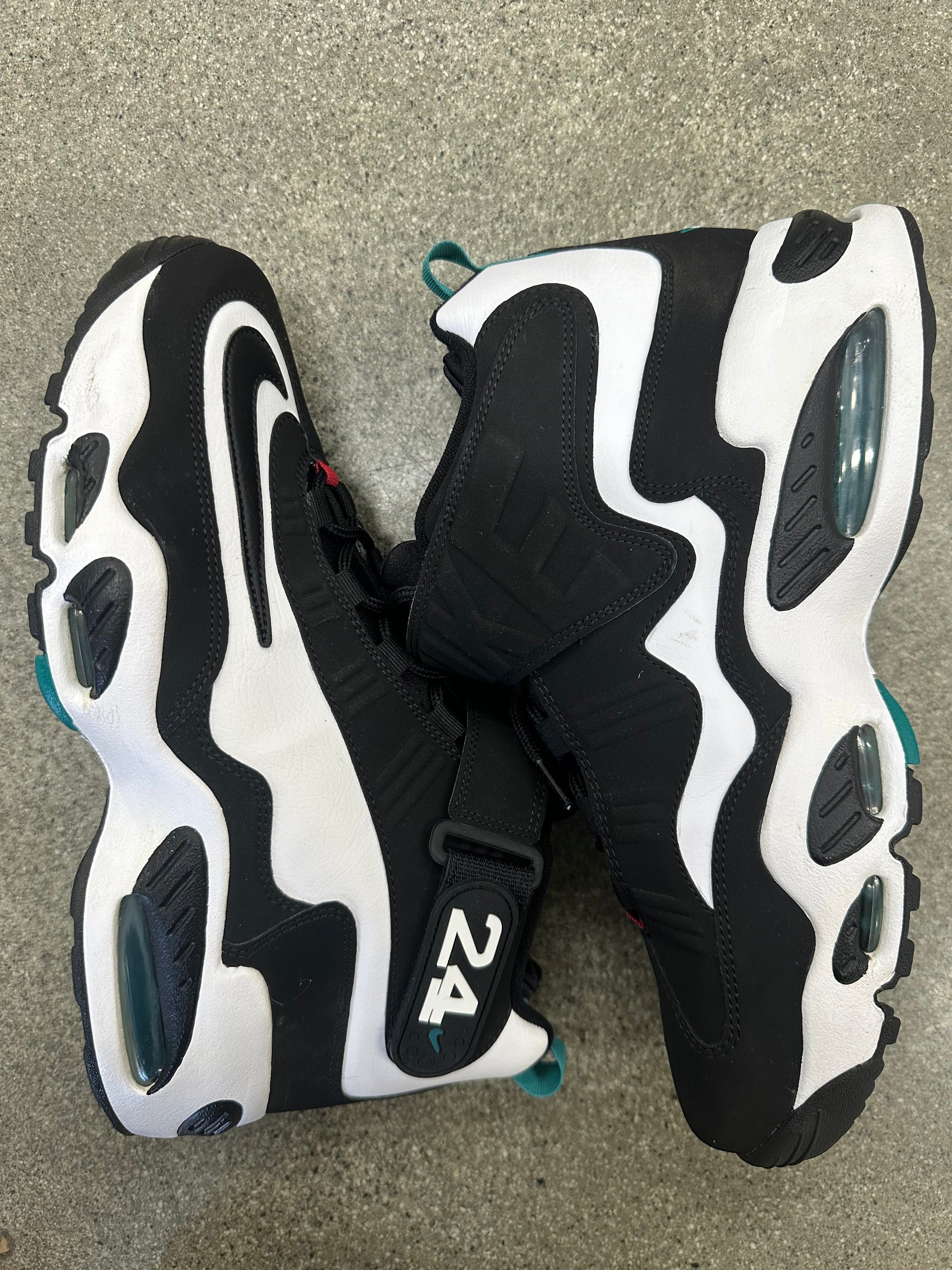 AIR GRIFFEY MAX 1 FRESHWATER - SIZE 10.5 (WORN)