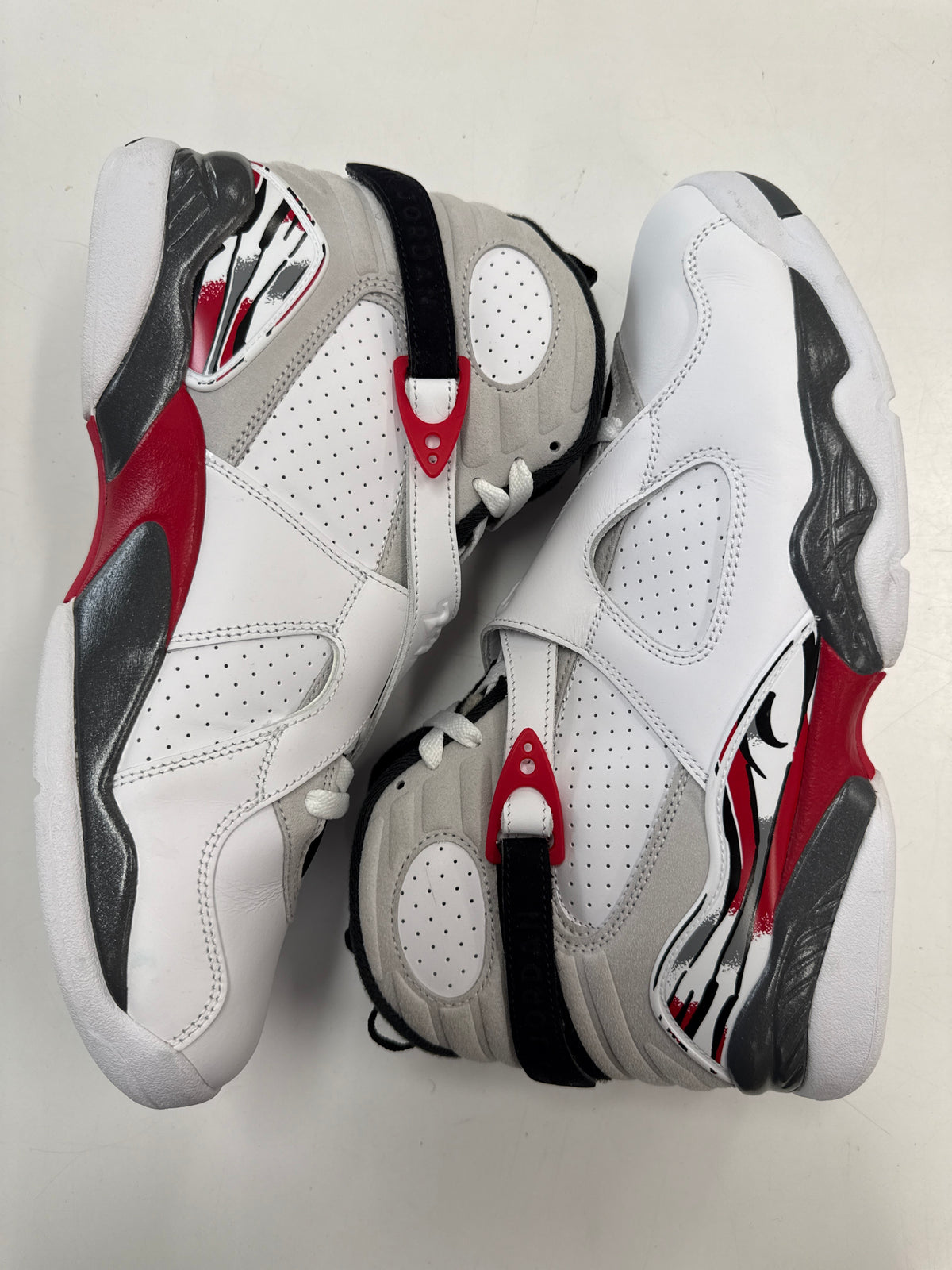 AIR JORDAN 8 WHITE TRUE RED 2025 - SIZE 11 (WORN)
