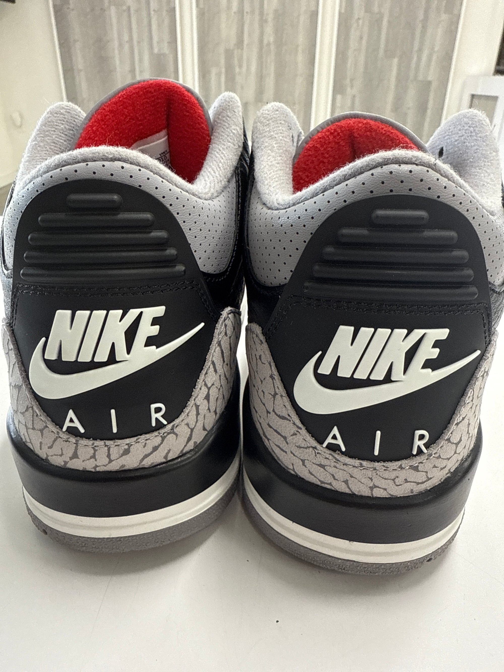 AIR JORDAN 3 OG BLACK CEMENT 2024- SIZE 8 (WORN)