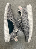 2022 YEEZY BOOST 350 V2 TURTLE DOVE SIZE 10.5 (WORN - REPLACEMENT BOX)