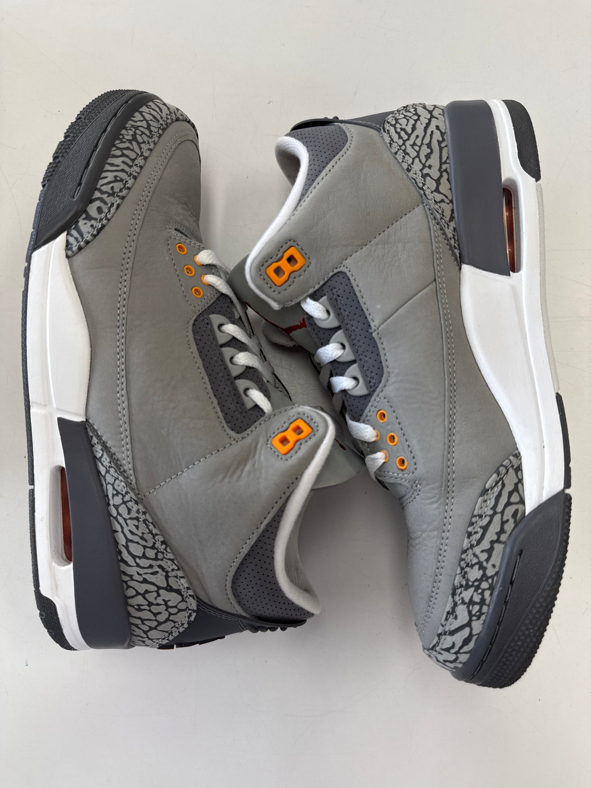 AIR JORDAN 3 COOL GREY 2021 - SIZE 10 (WORN)