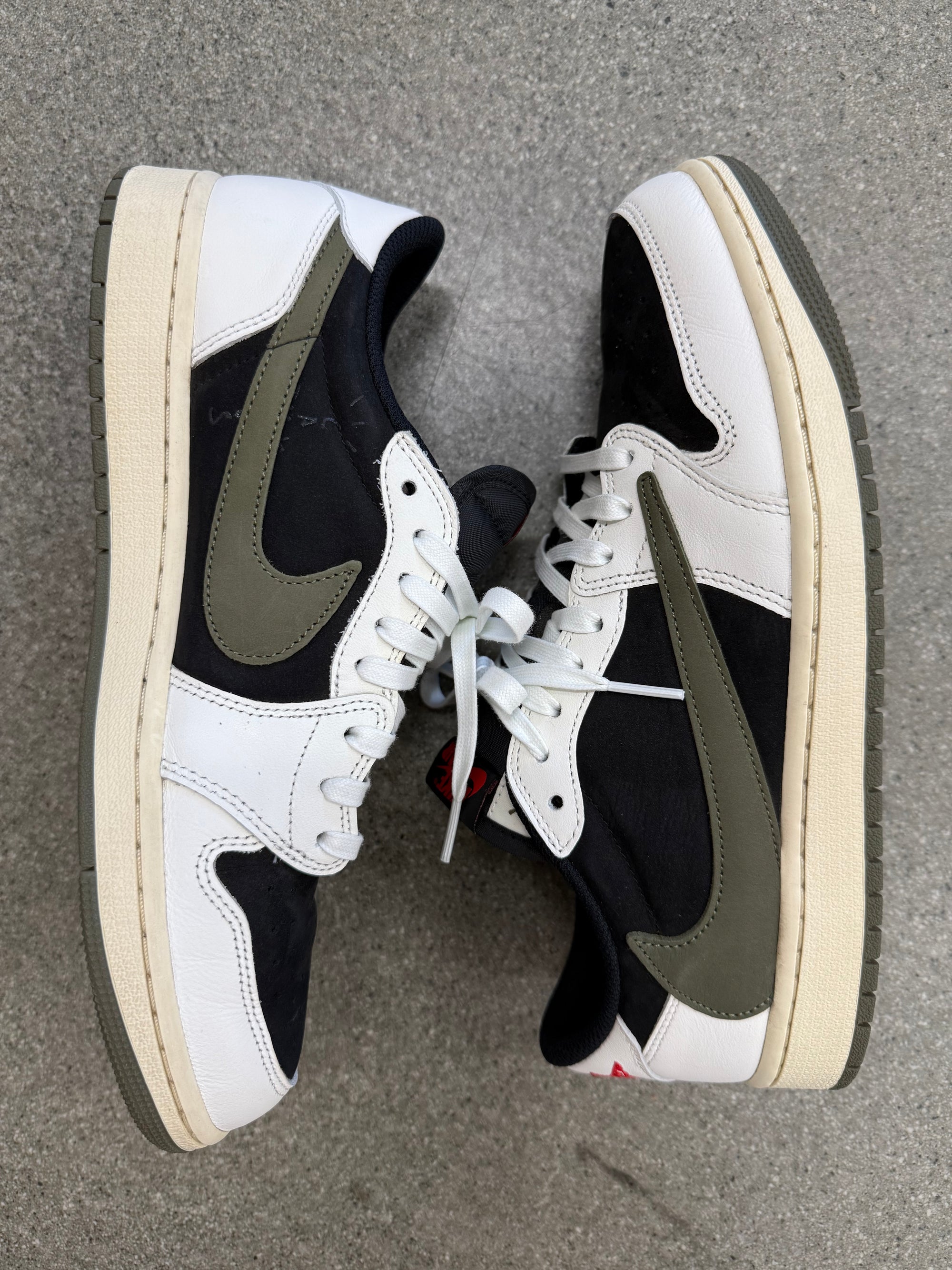 WMNS AIR JORDAN 1 LOW OG OLIVE - SIZE W11.5 M10 (WORN) - SUPER CLEAN