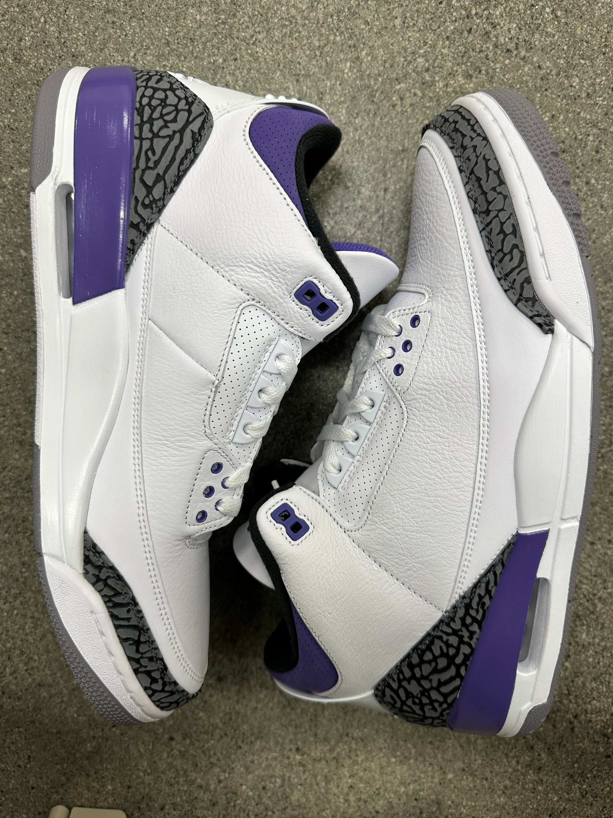 AIR JORDAN 3 DARK IRIS - SIZE 13 (WORN) (SUPER CLEAN)