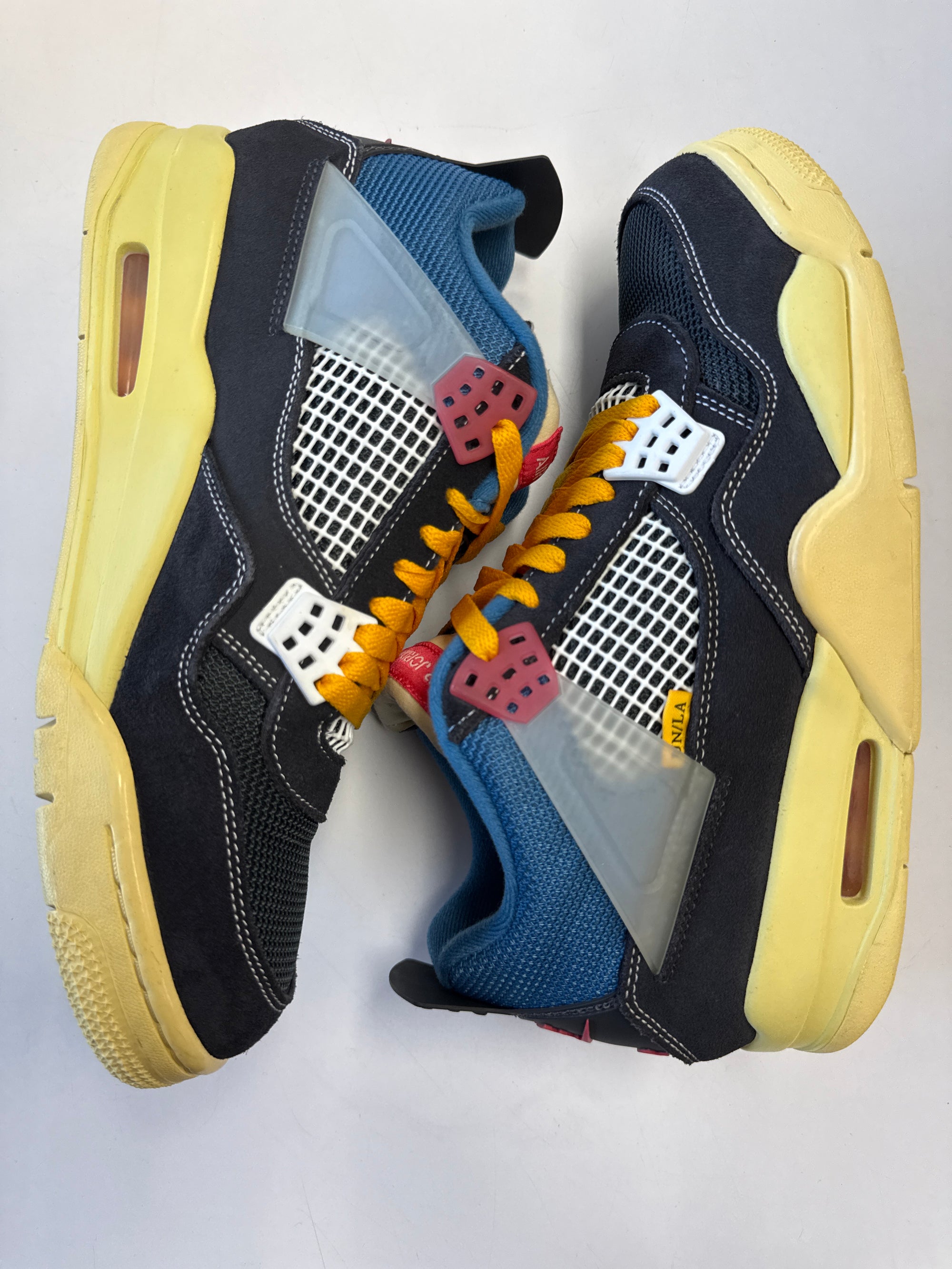 AIR JORDAN 4 UNION OFF NOIR - SIZE 9.5 (WORN)