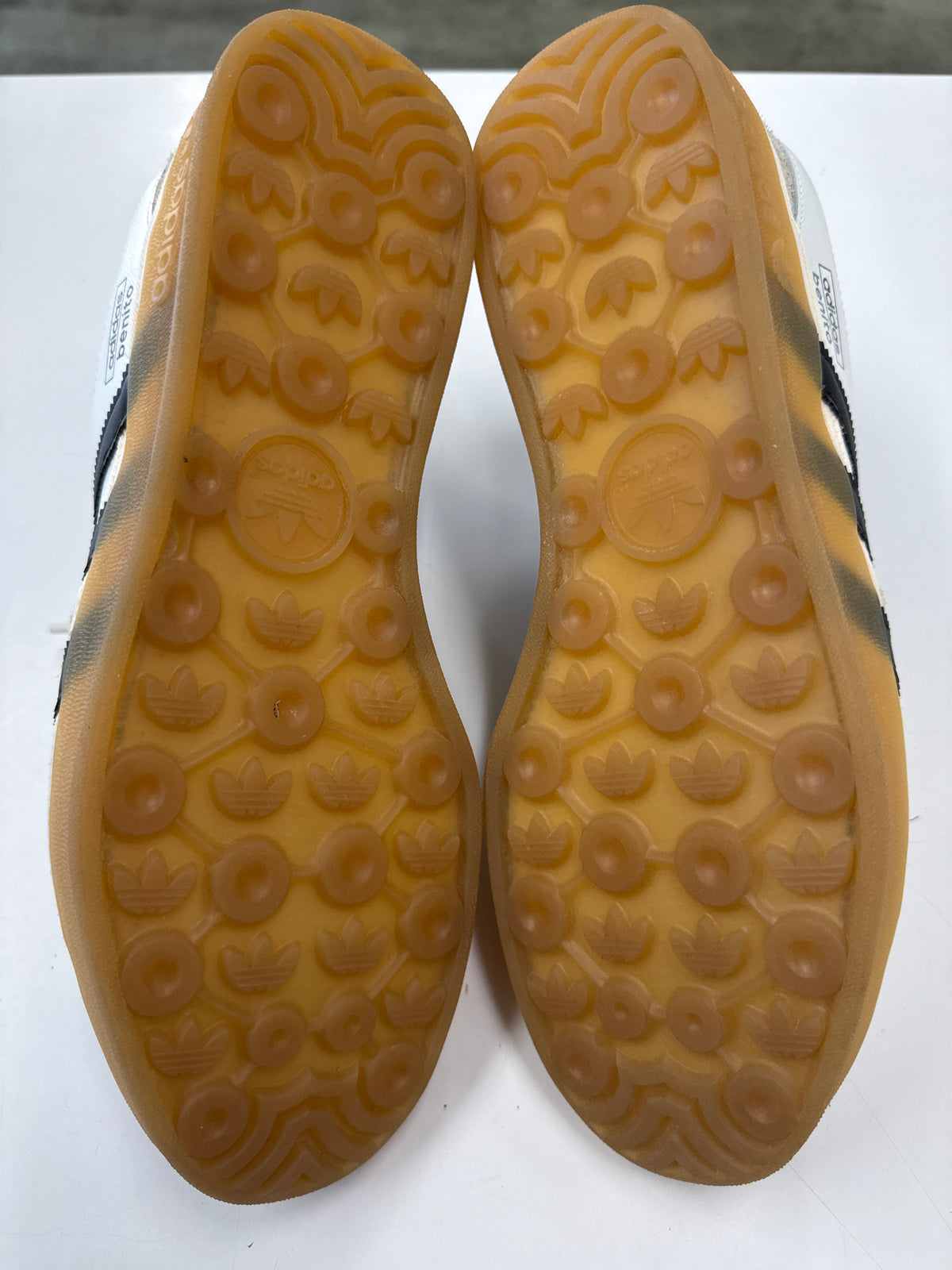 ADIDAS GAZELLE INDOOR BAD BUNNY - SIZE 10.5 (WORN) - SUPER CLEAN