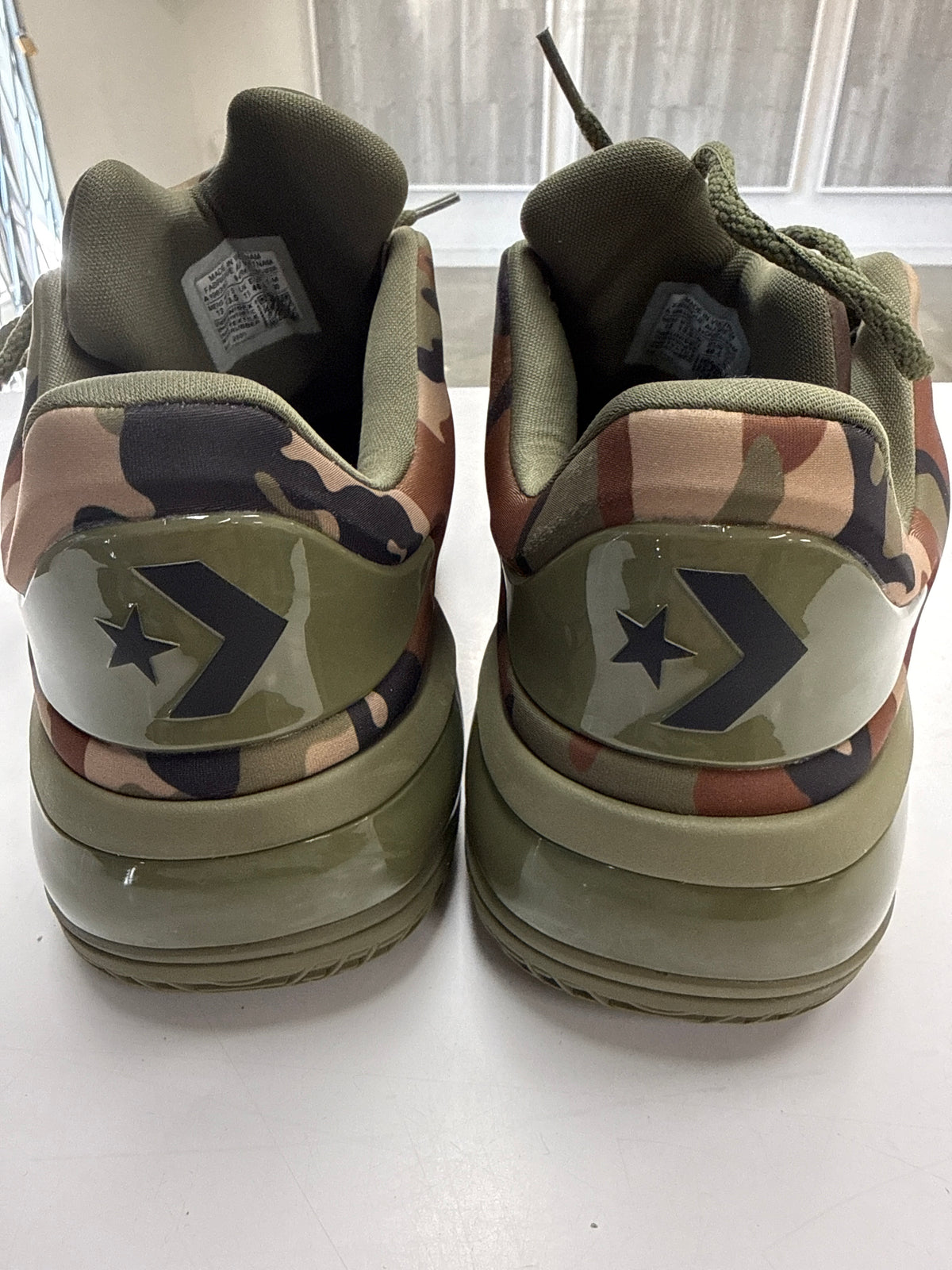 CONVERSE SHAI 001 ECHO - SIZE 12 (WORN)