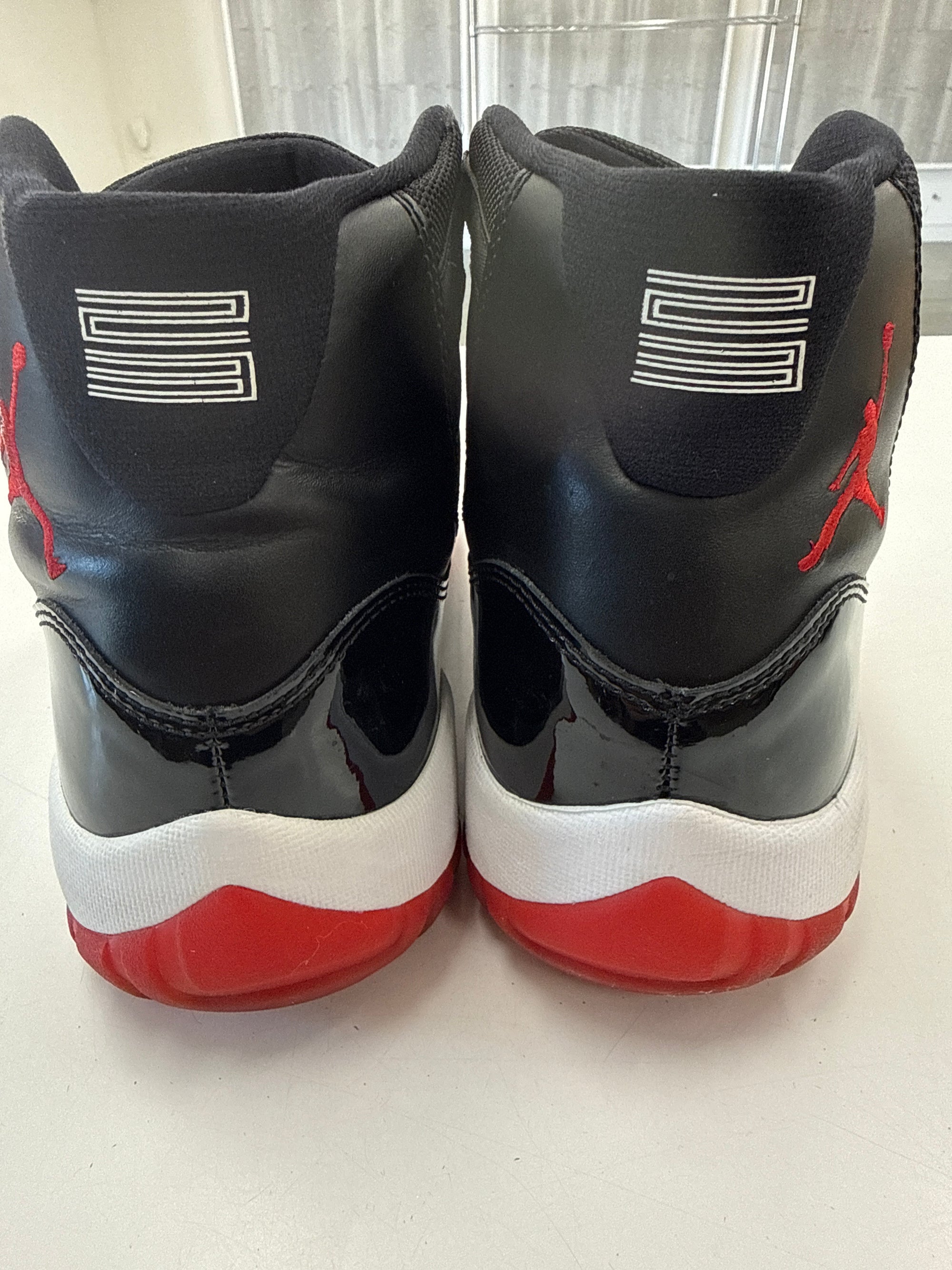 AIR JORDAN 11 BRED 2012 - SIZE 10.5 (WORN)