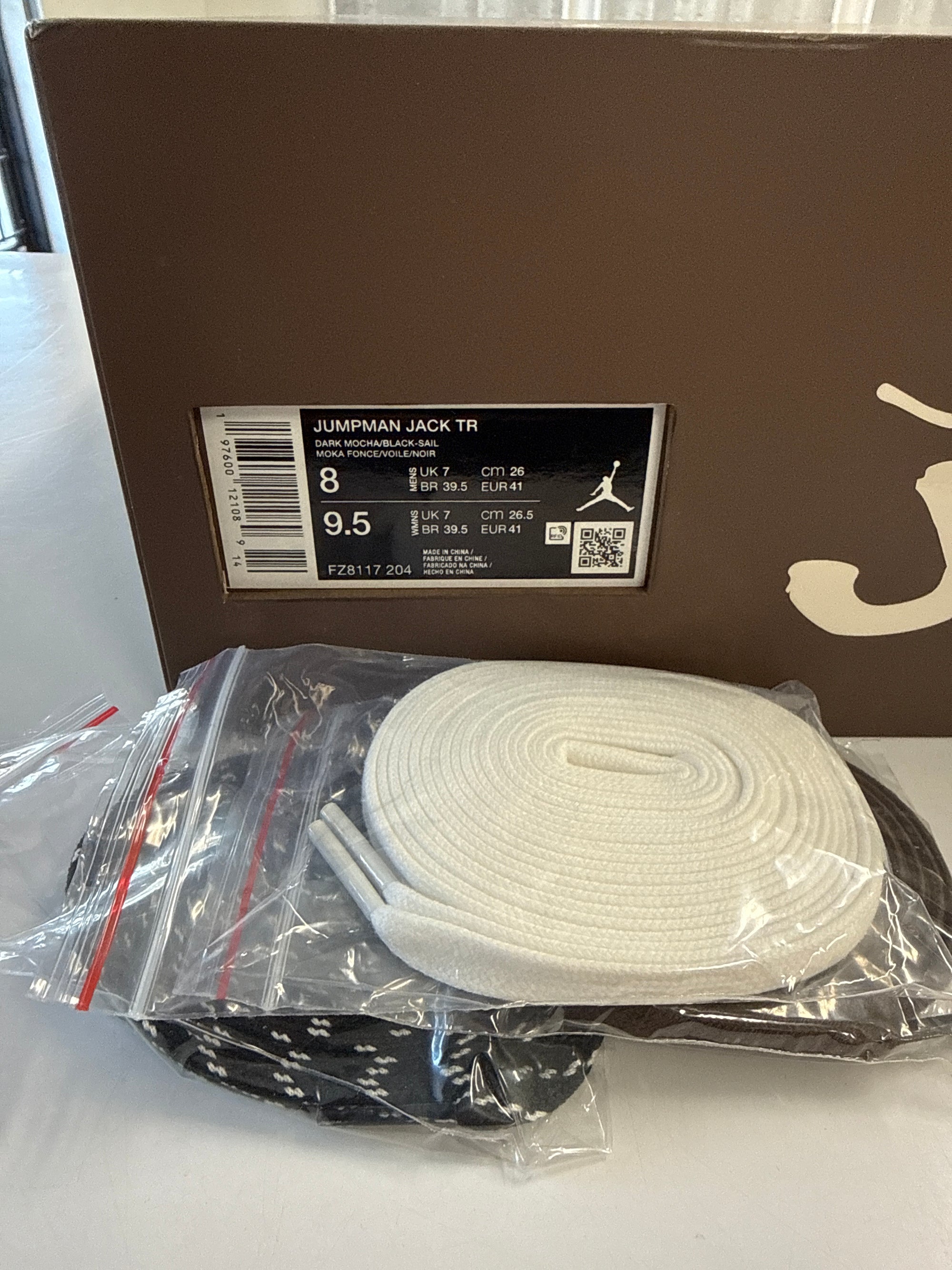 JUMPMAN JACK TRAVIS SCOTT DARK MOCHA - SIZE 8 (WORN)