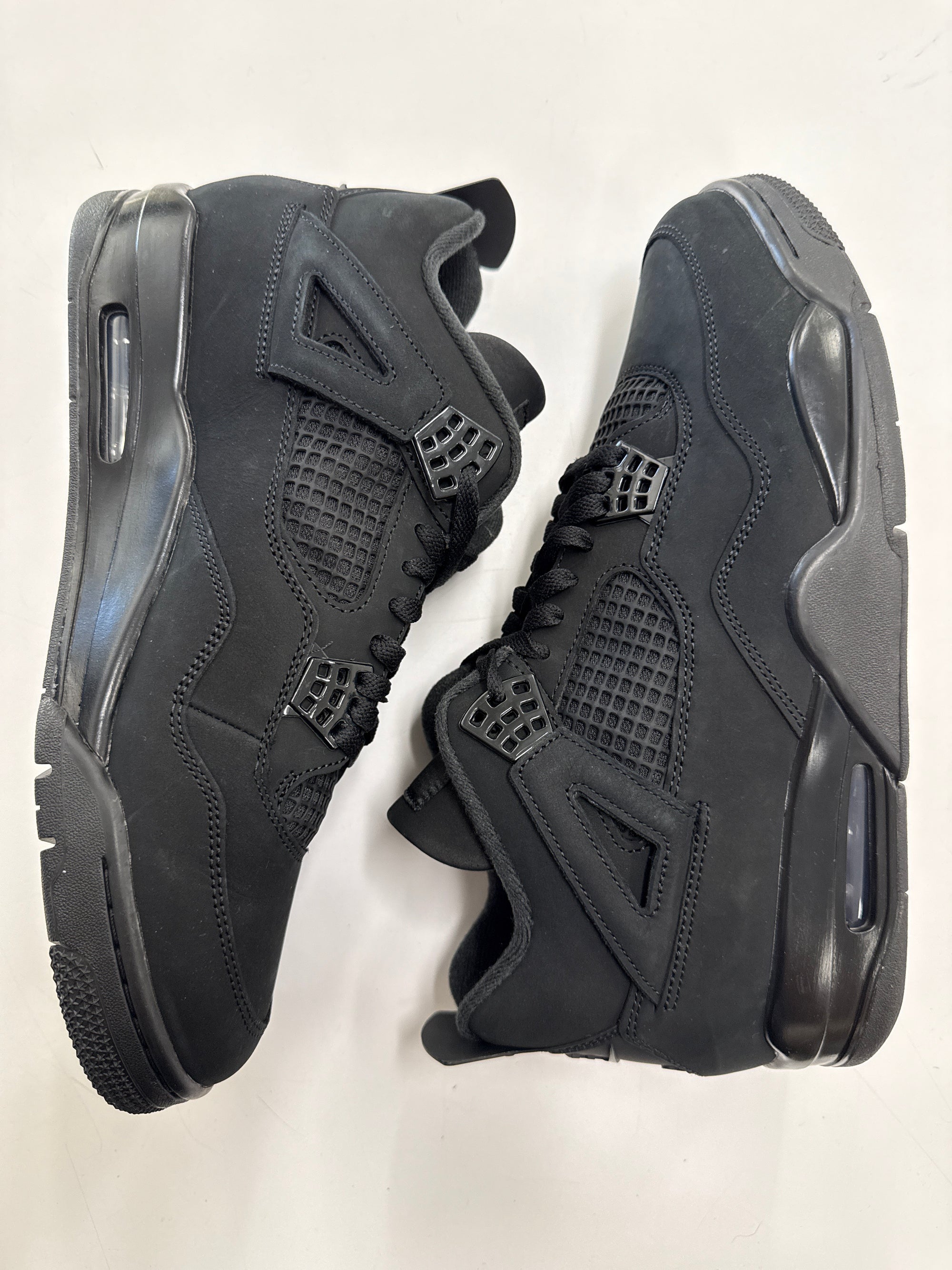 AIR JORDAN 4 BLACK CAT 2025 - SIZE 12 (WORN) - SUPER CLEAN