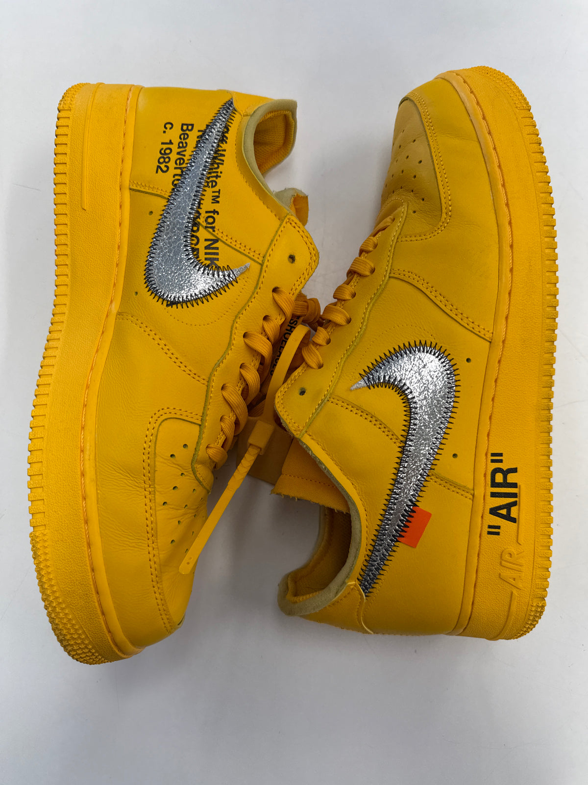 OFF WHITE AIR FORCE 1 LOW UNIVERSITY GOLD - SIZE 11 (WORN)