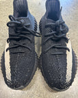 YEEZY BOOST 350 V2 OREO - SIZE 8 (WORN)