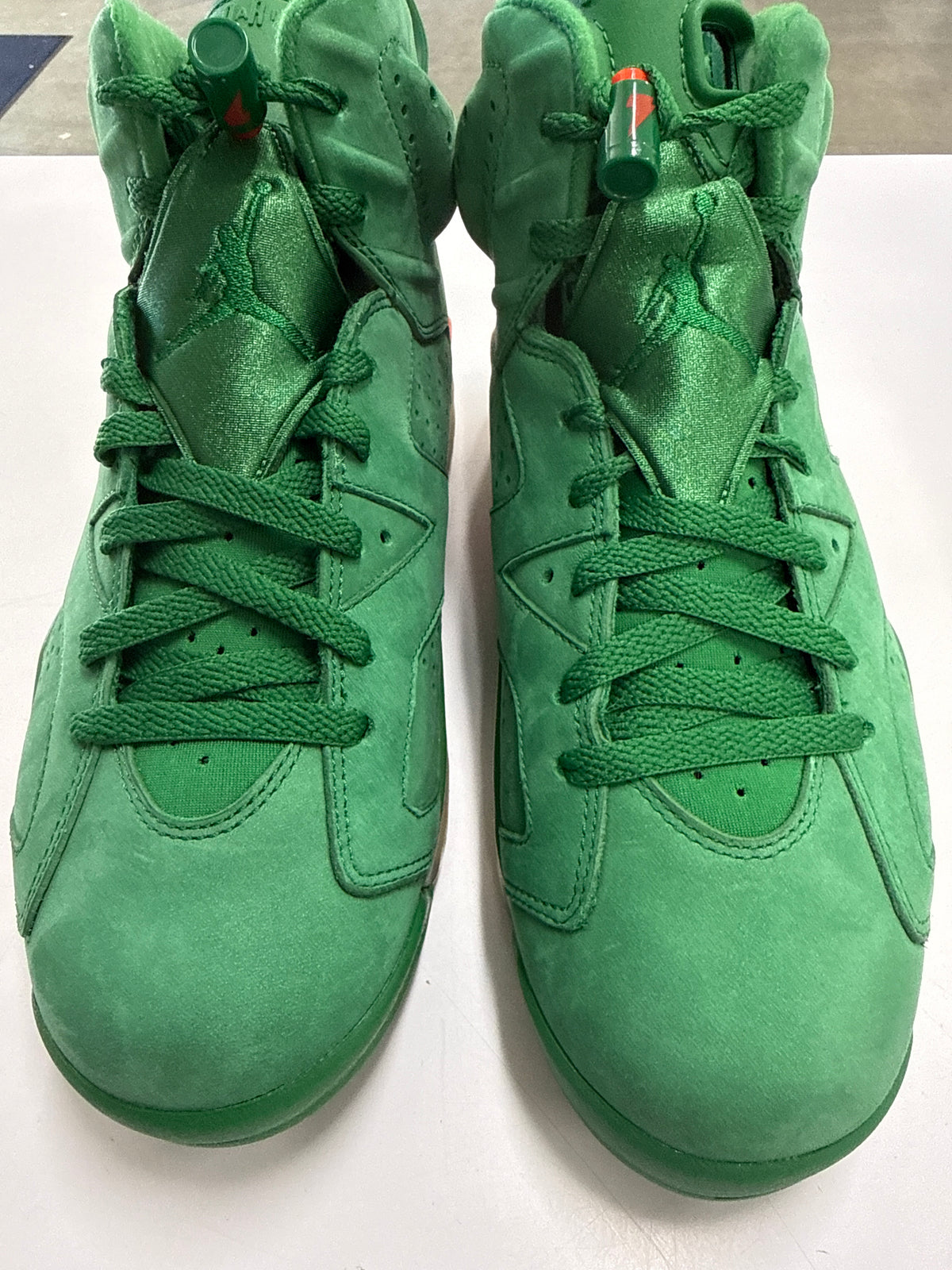 AIR JORDAN 6 GATORADE GREEN - SIZE 9.5 (WORN)