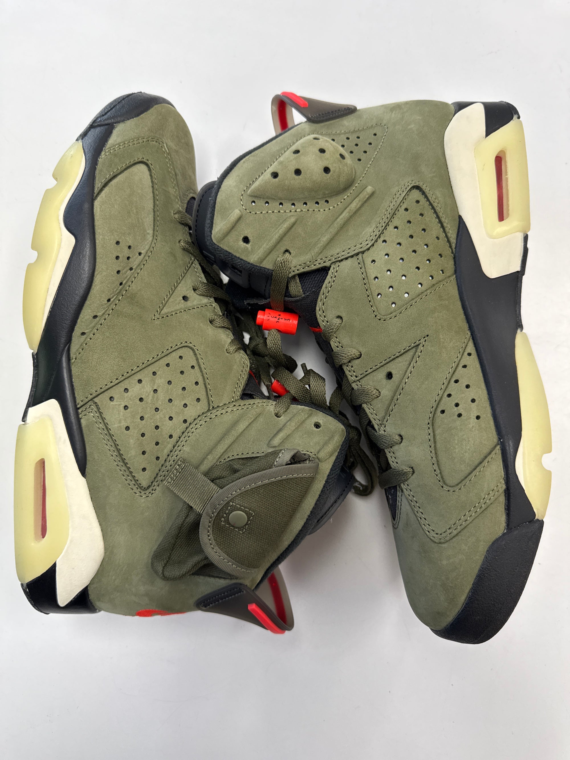 AIR JORDAN 6 OLIVE TRAVIS SCOTT - SIZE 11 (WORN)